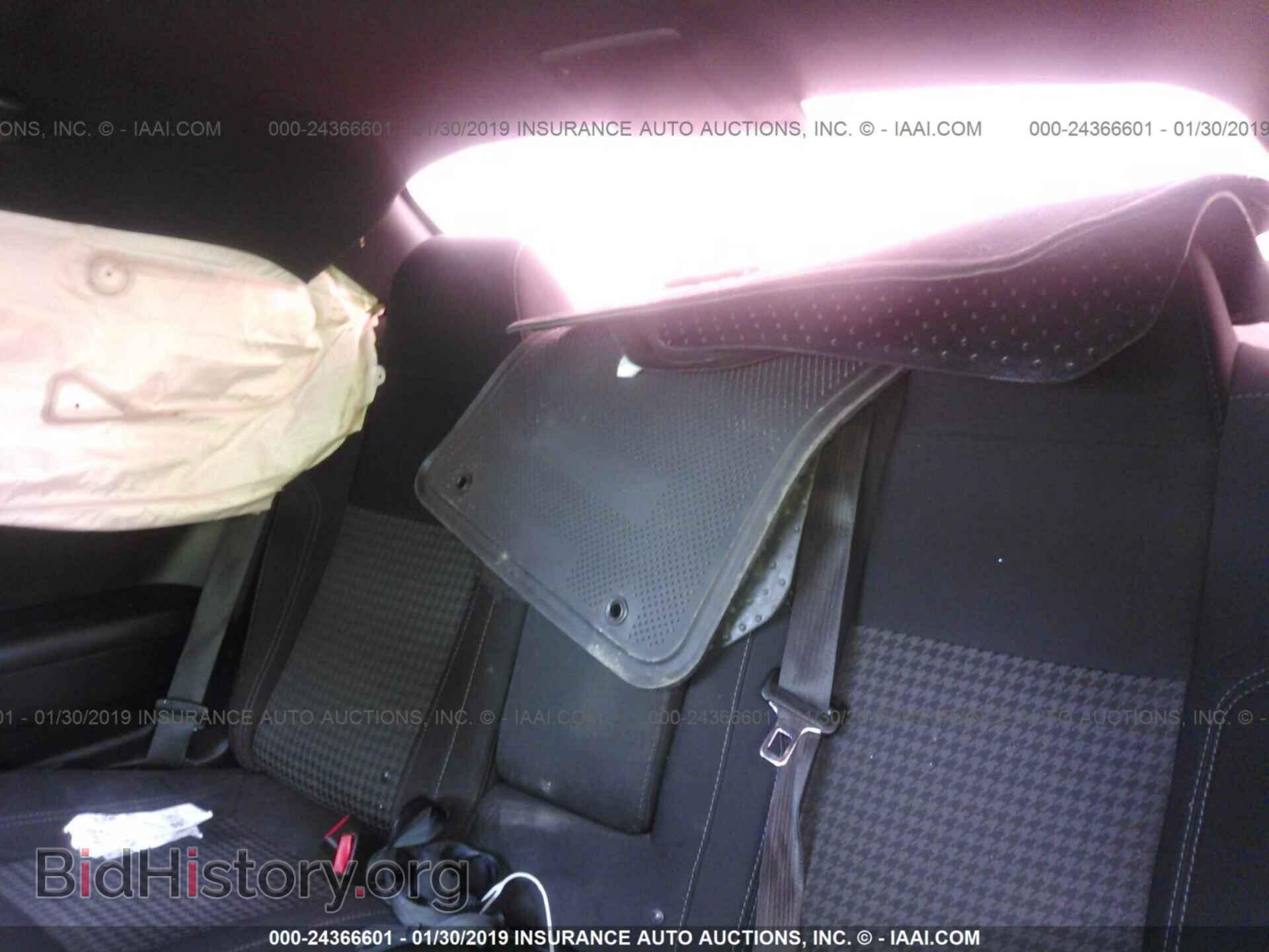 2015 DODGE CHALLENGER - VIN: 2C3CDZAG2FH701987 - Фото 8