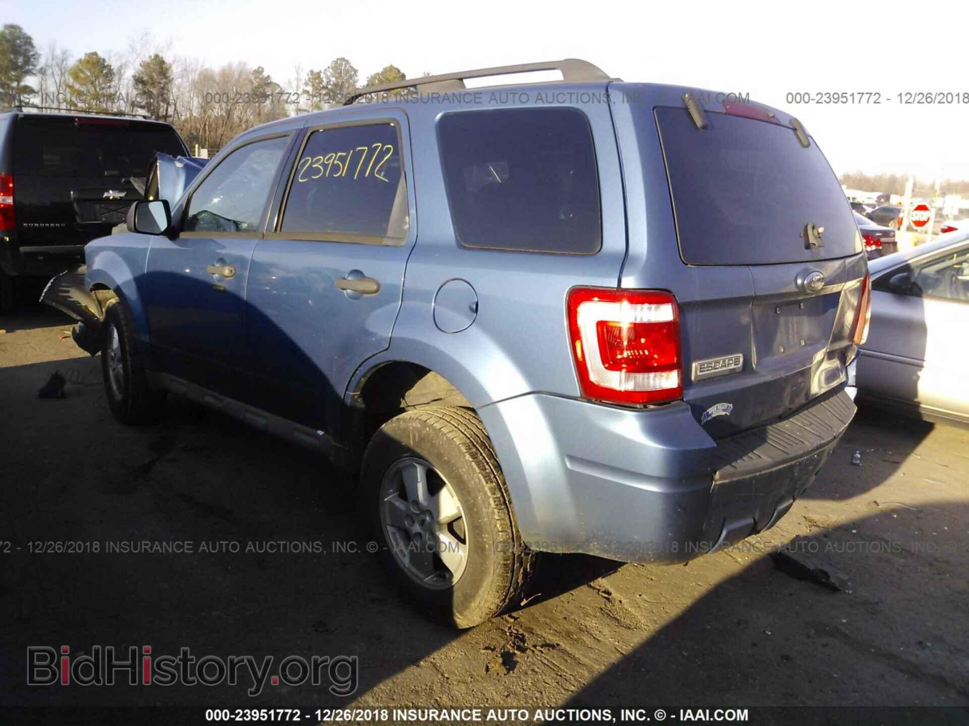 2009 FORD ESCAPE - VIN: 1FMCU03759KC24873 - Фото 3