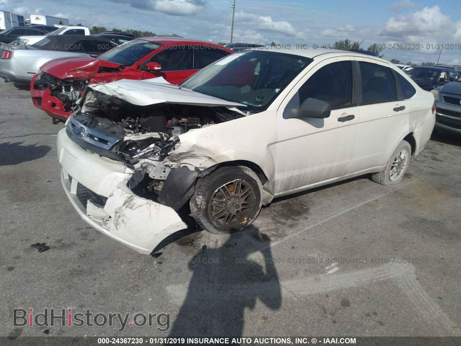 2010 FORD FOCUS - VIN: 1FAHP3FN9AW199007 - Фото 2