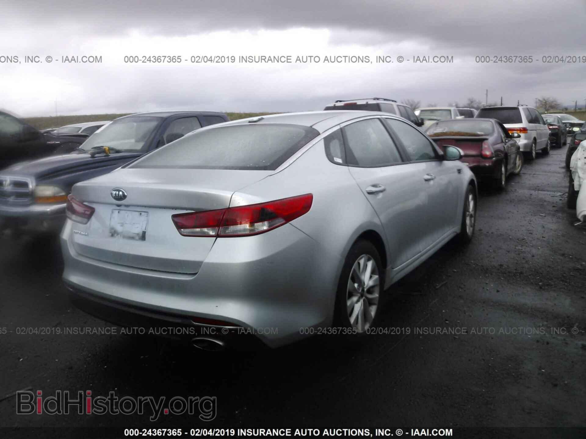 2017 KIA OPTIMA - VIN: 5XXGT4L37HG121038 - Фото 4