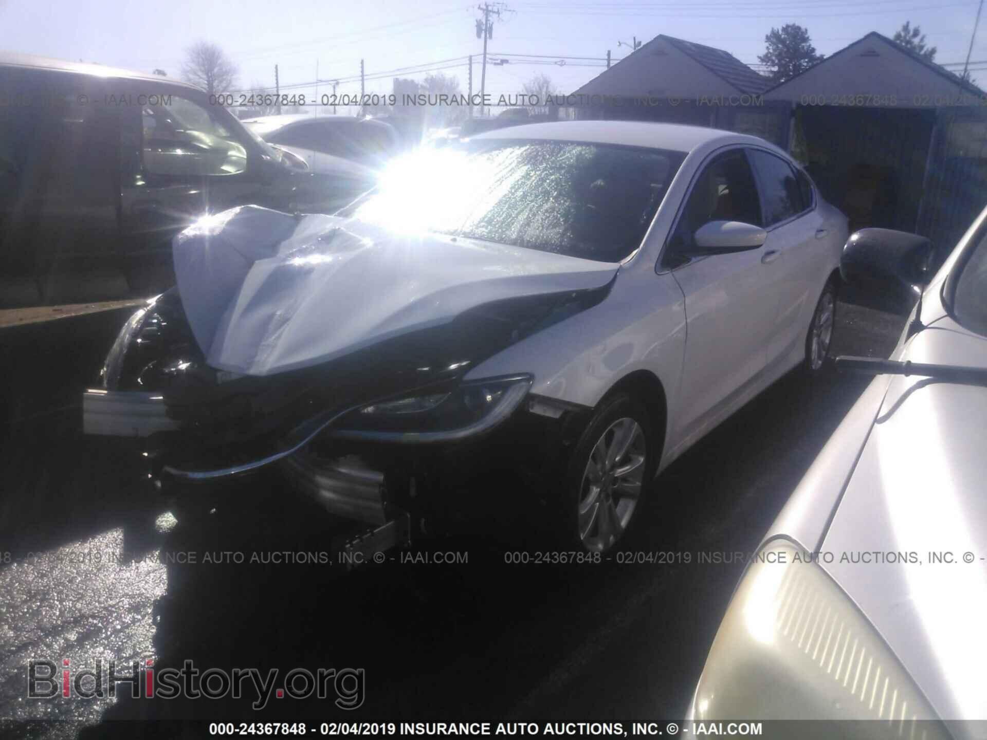 2015 CHRYSLER 200 - VIN: 1C3CCCAB1FN715276 - Фото 2