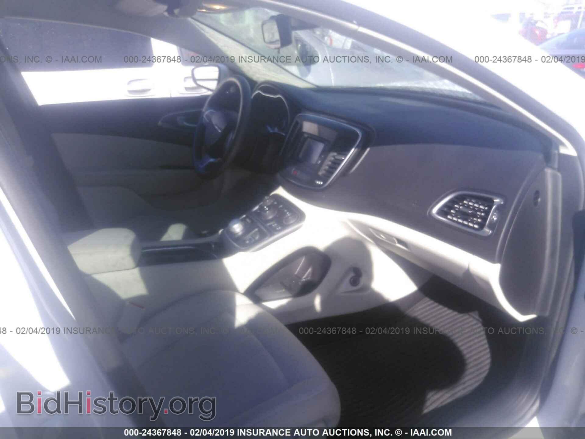 2015 CHRYSLER 200 - VIN: 1C3CCCAB1FN715276 - Фото 5