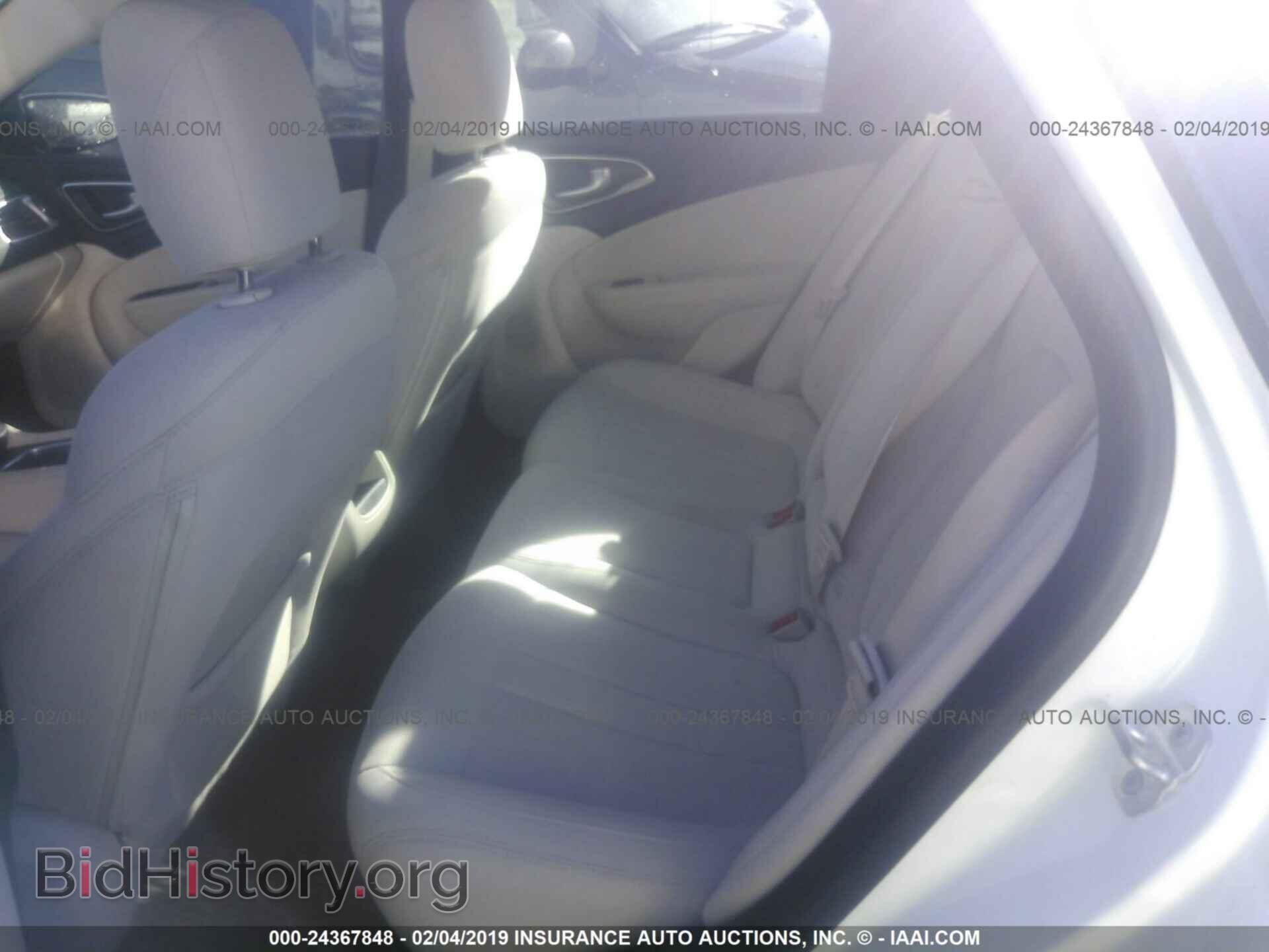 2015 CHRYSLER 200 - VIN: 1C3CCCAB1FN715276 - Фото 8