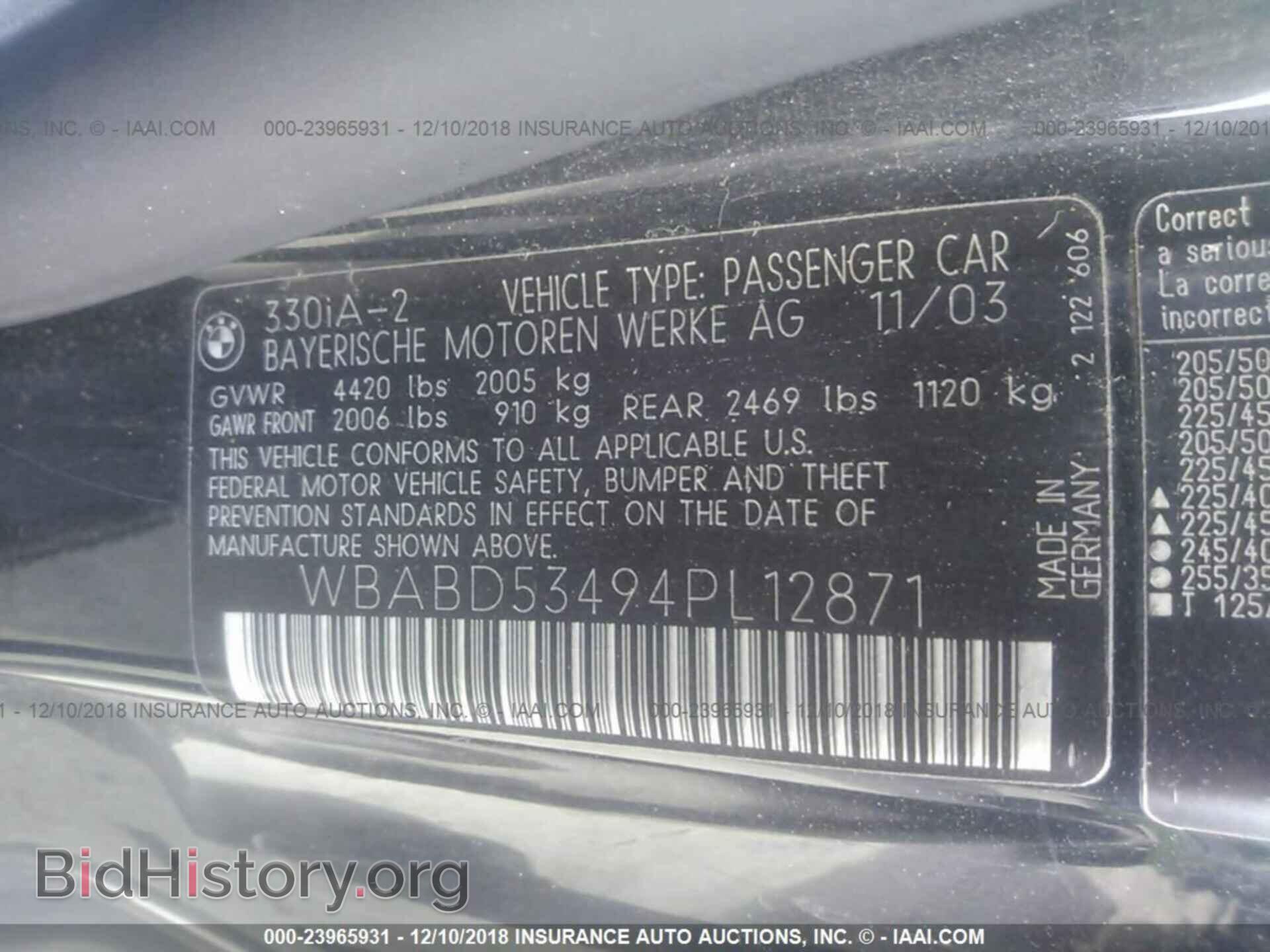2004 BMW 330 - VIN: WBABD53494PL12871 - Photo 9