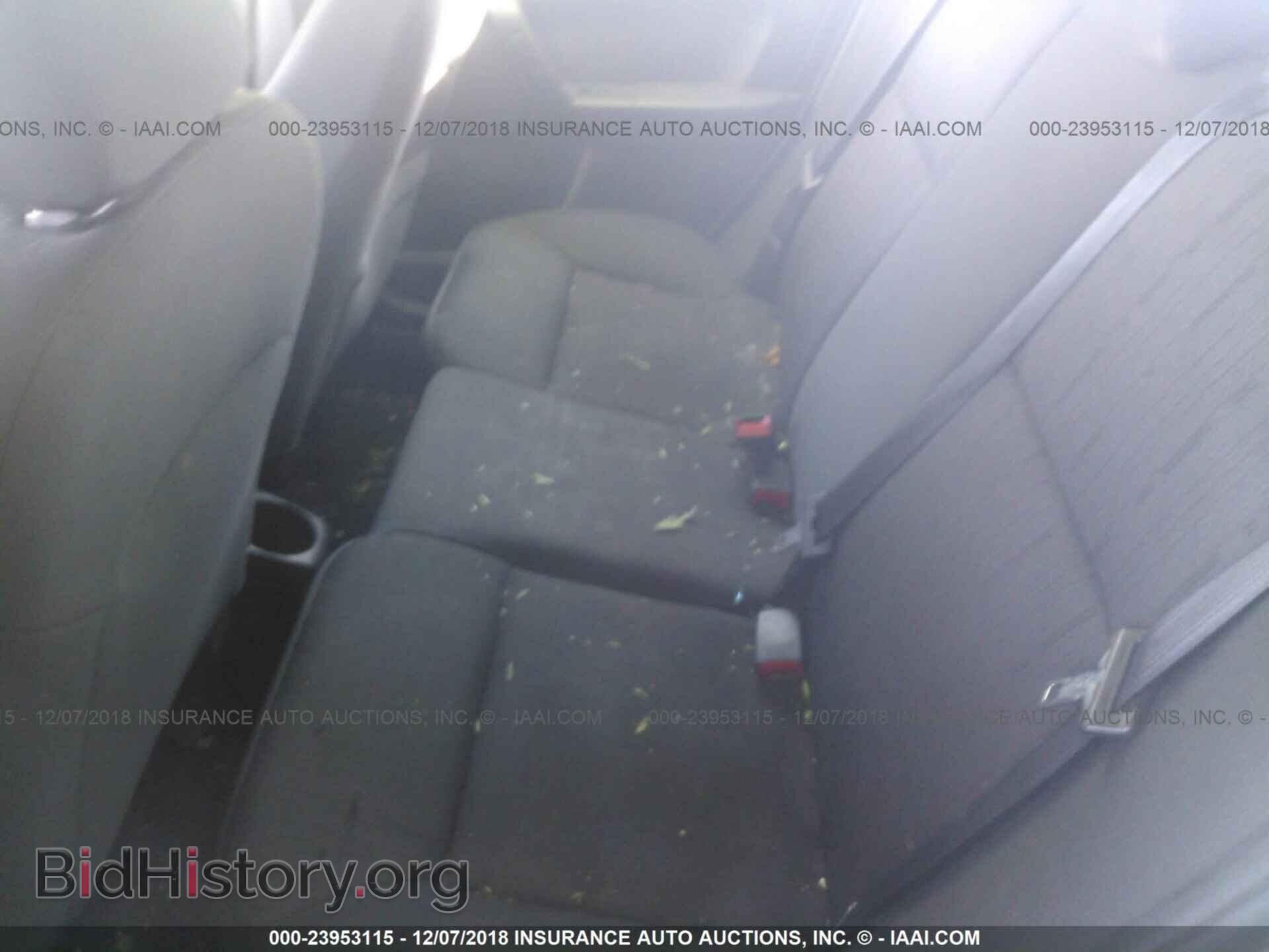 2010 FORD FOCUS - VIN: 1FAHP3FN4AW271165 - Photo 8