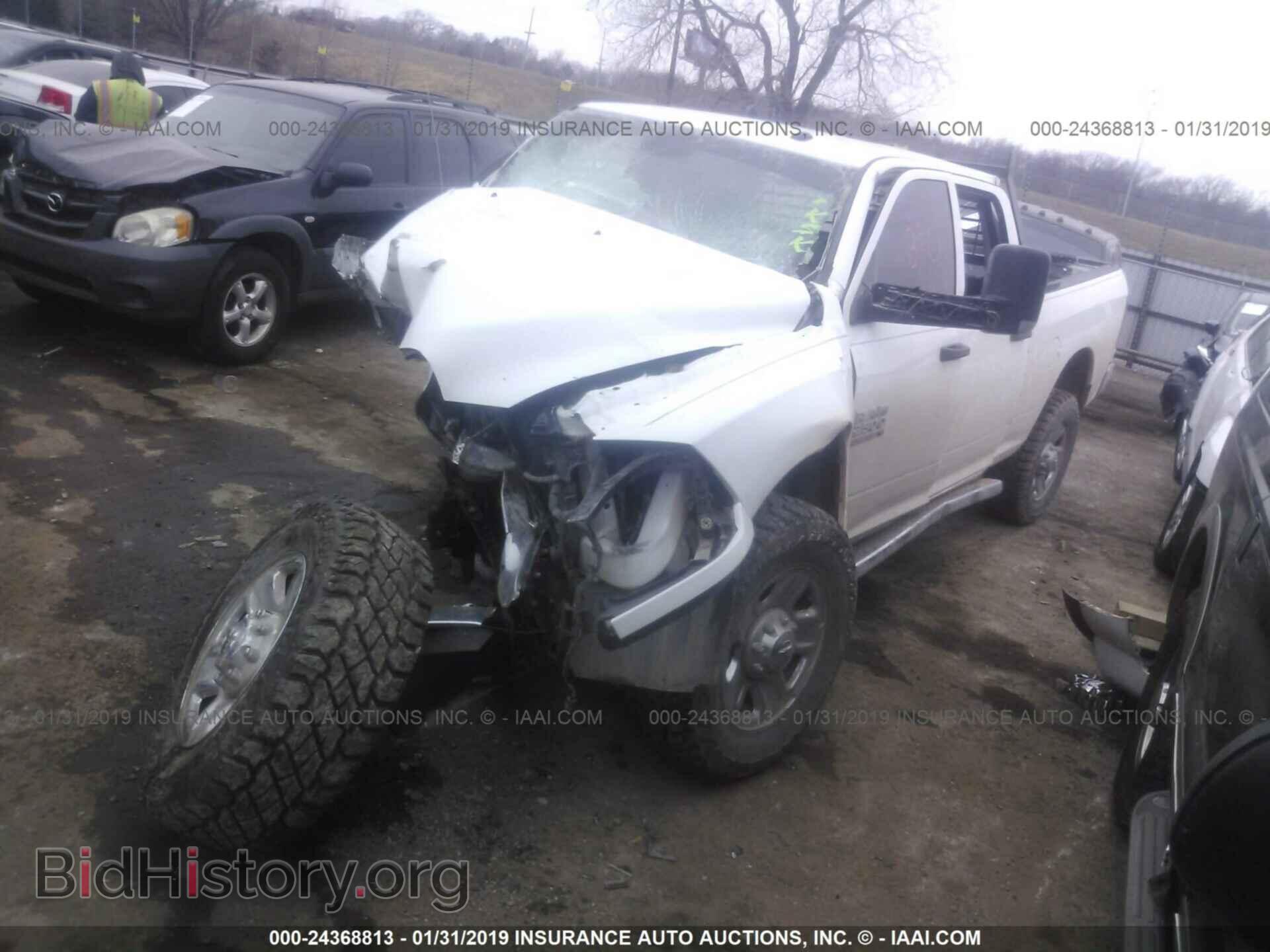 2016 RAM 2500 - VIN: 3C6TR4CT3GG286083 - Фото 2