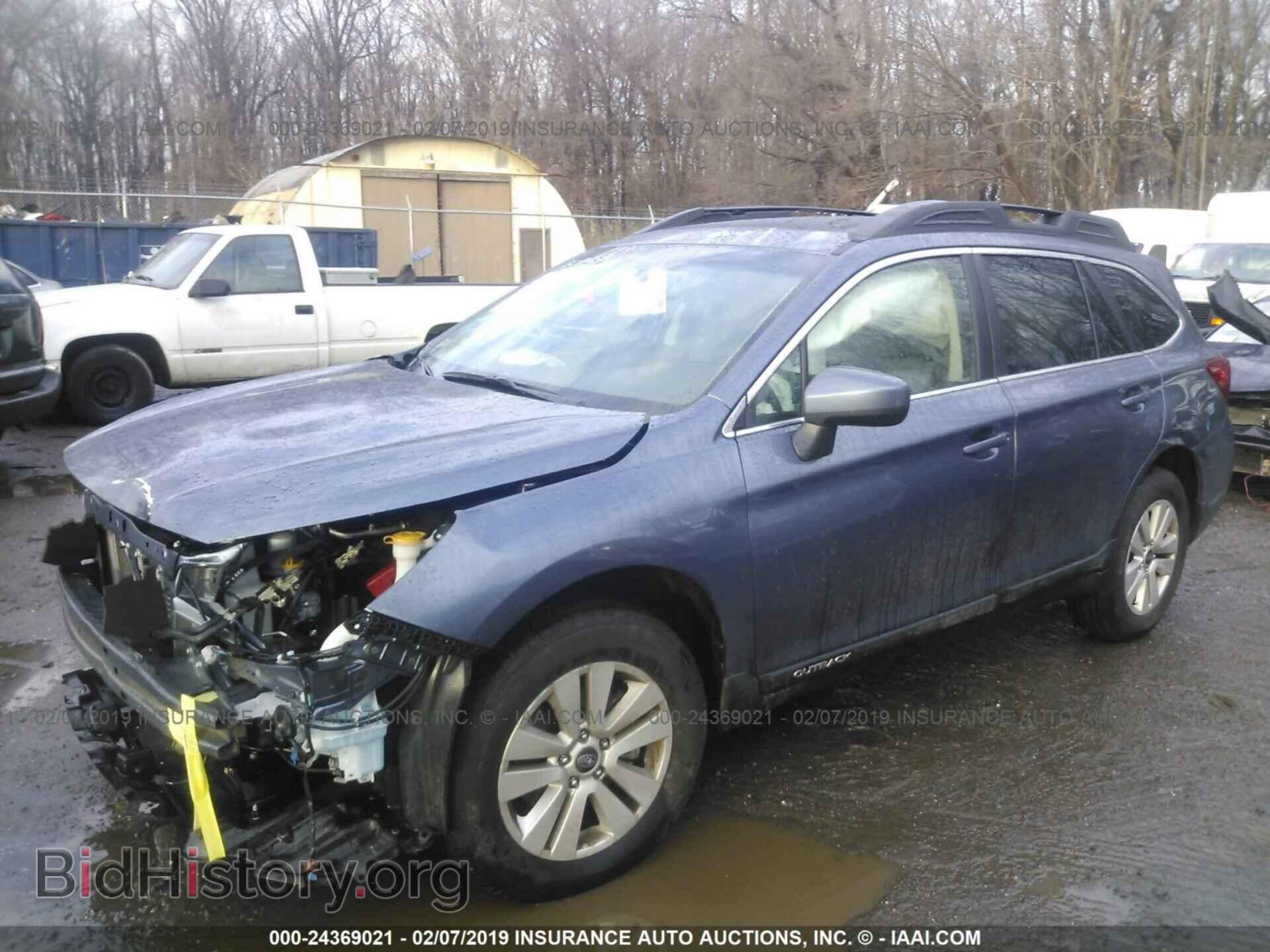2018 SUBARU OUTBACK - VIN: 4S4BSADC4J3244808 - Photo 2