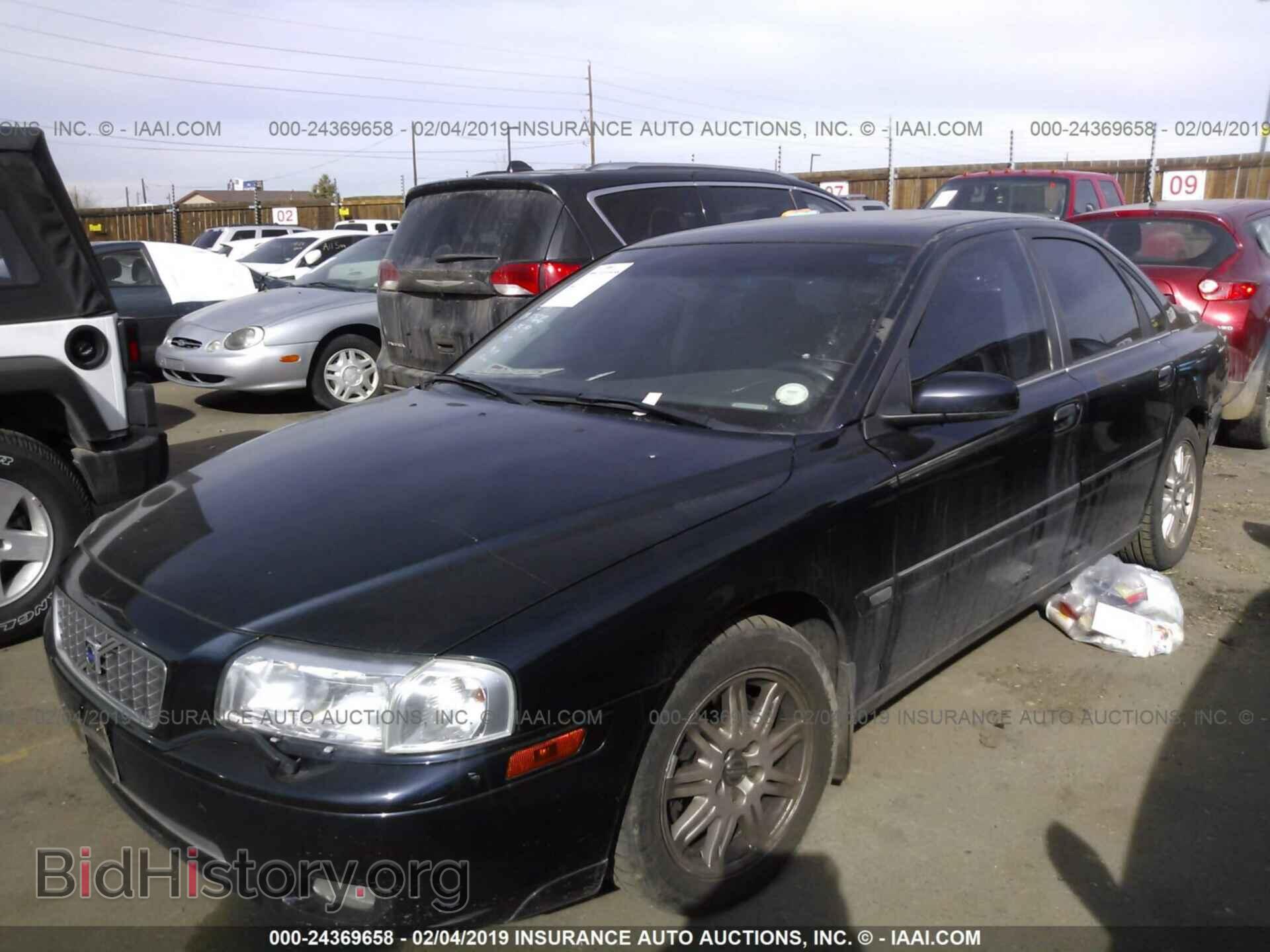 2005 VOLVO S80 - VIN: YV1TS592X51396152 - Фото 2