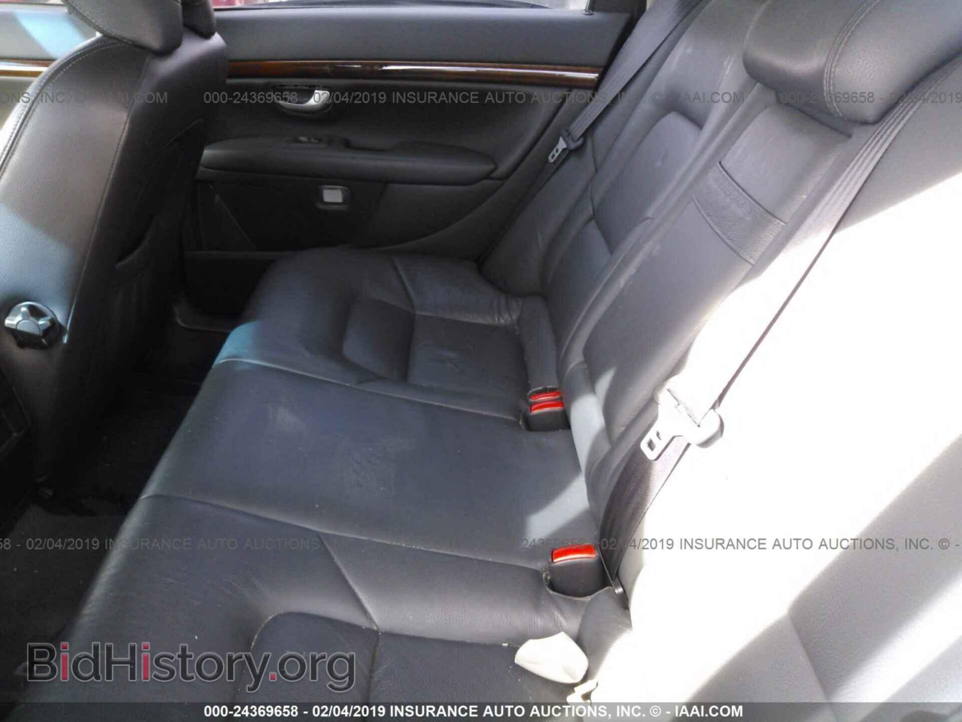 2005 VOLVO S80 - VIN: YV1TS592X51396152 - Фото 8