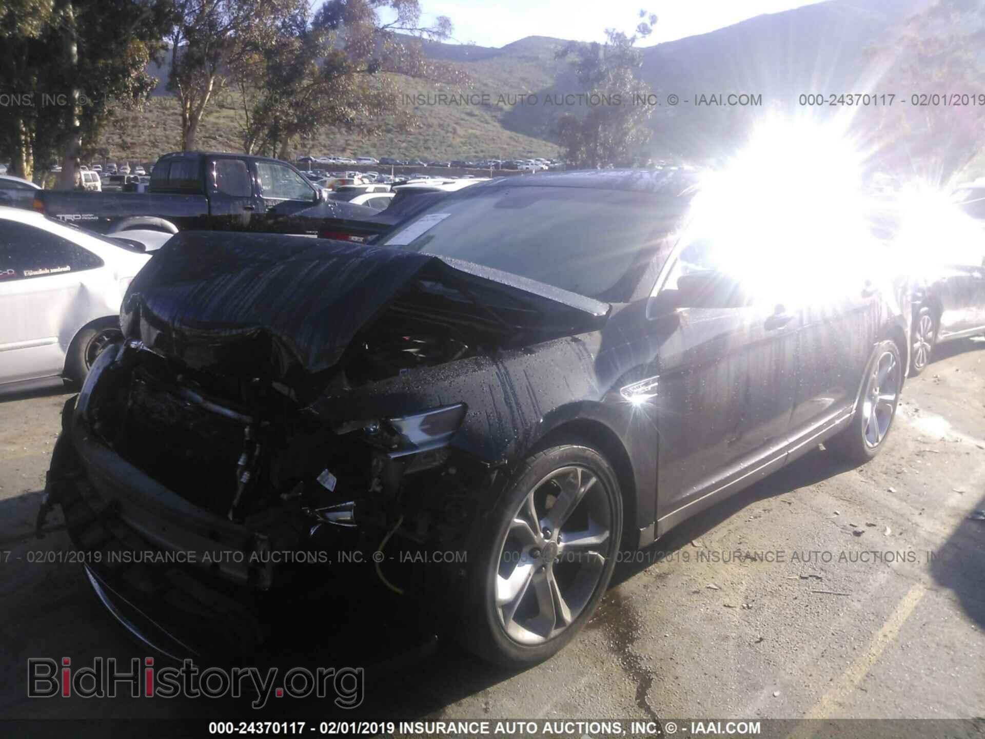 2011 FORD TAURUS - VIN: 1FAHP2KT1BG122058 - Фото 2