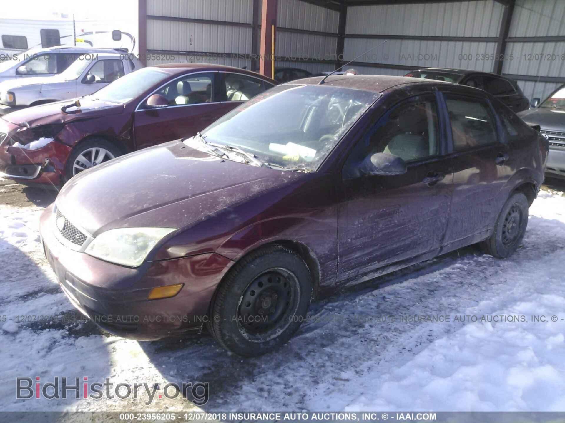 2007 FORD FOCUS - VIN: 1FAHP34N27W361328 - Photo 2