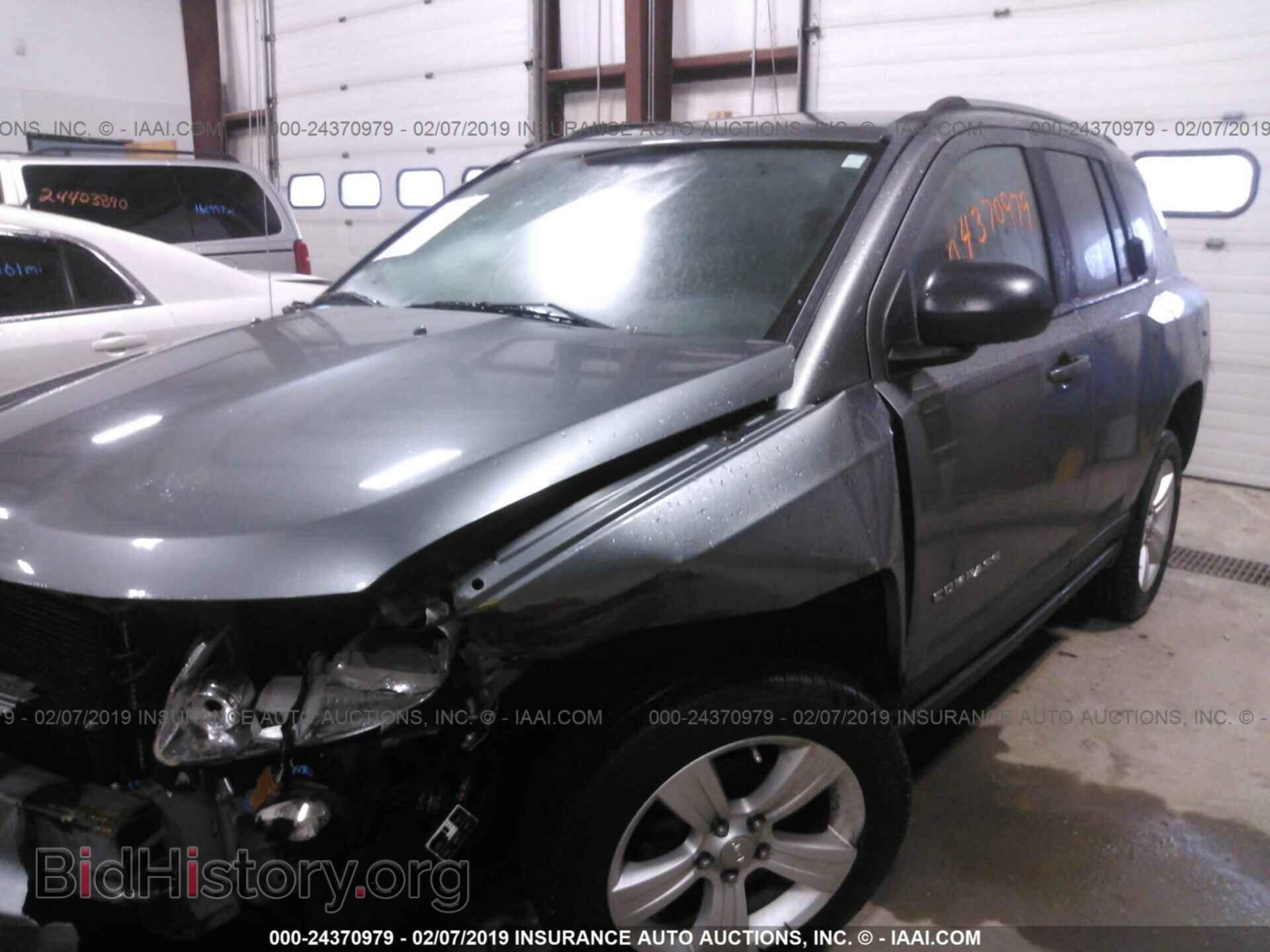 2011 JEEP COMPASS - VIN: 1J4NT1FB8BD241080 - Фото 2