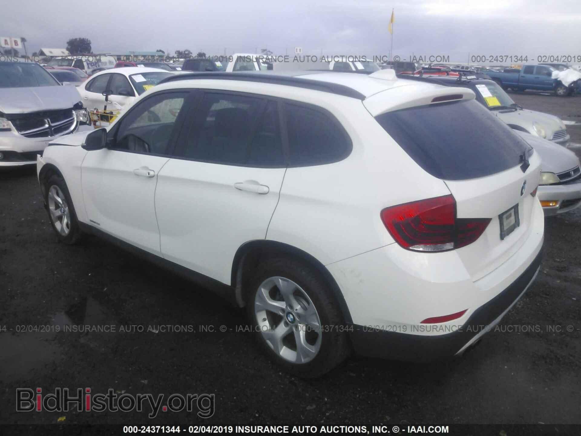 2013 BMW X1 - VIN: WBAVM1C56DVW46236 - Фото 3