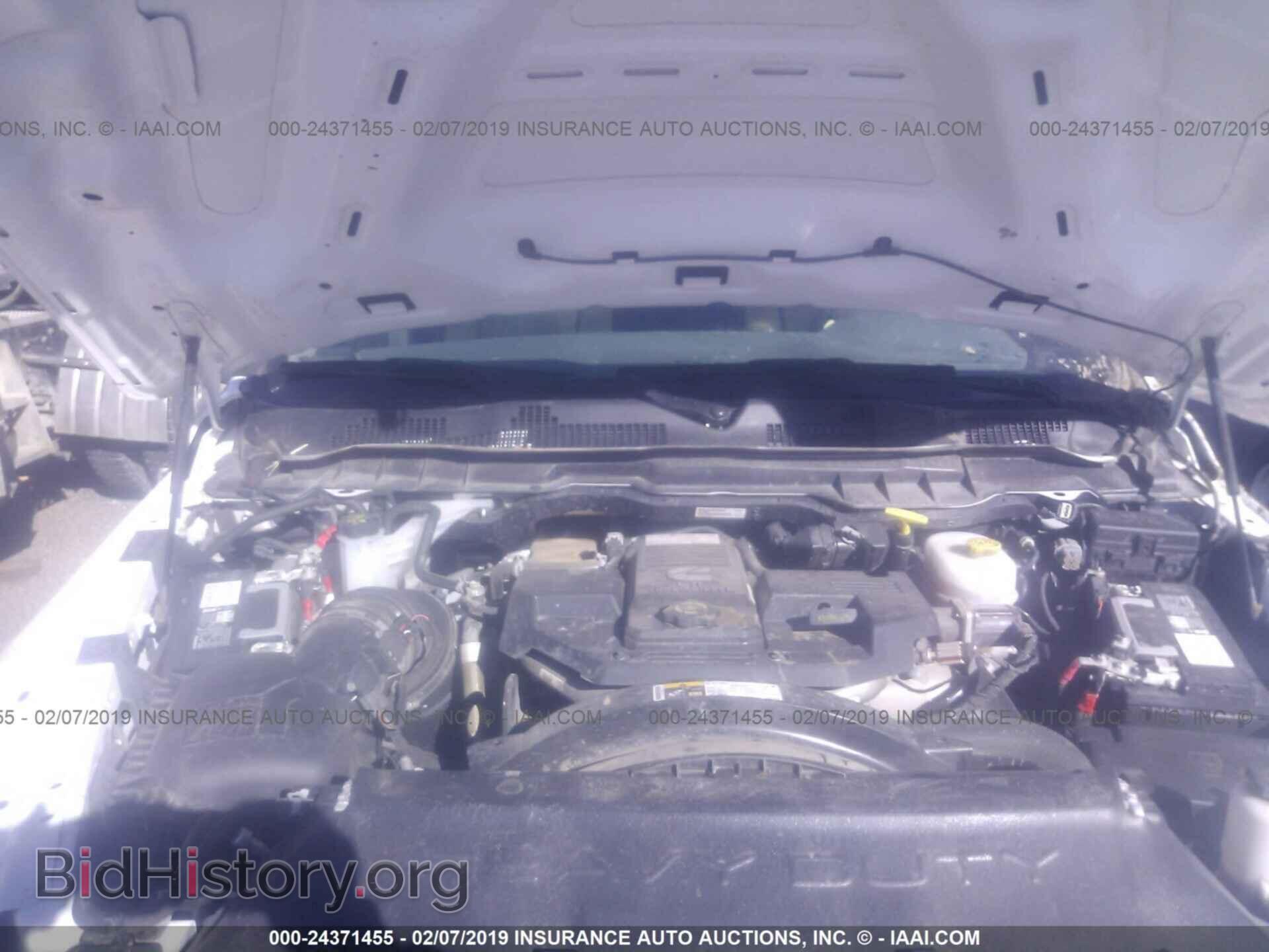 2018 RAM 3500 - VIN: 3C7WRTCL1JG259622 - Фото 10