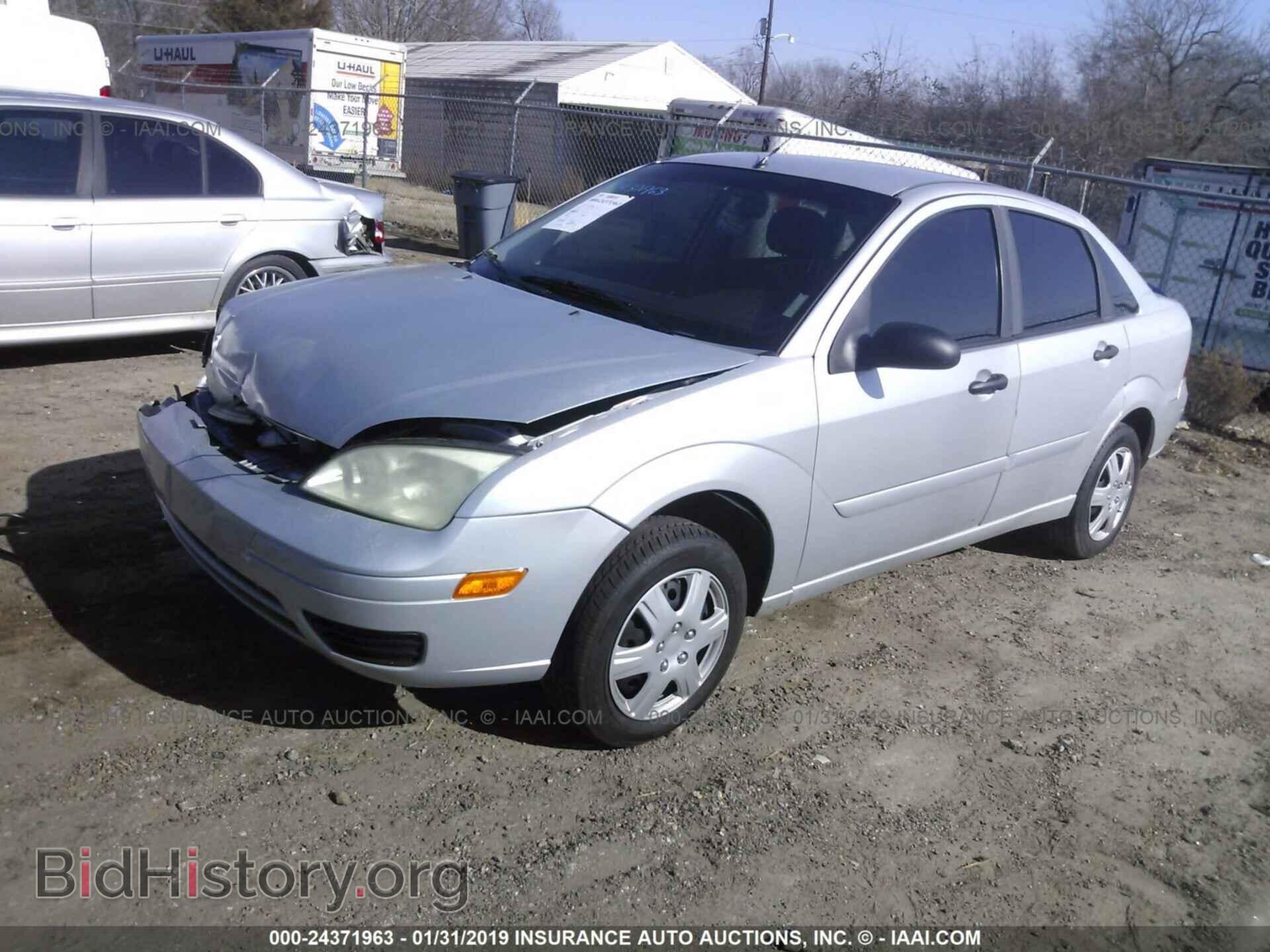 2007 FORD FOCUS - VIN: 1FAFP34N07W307887 - Photo 2