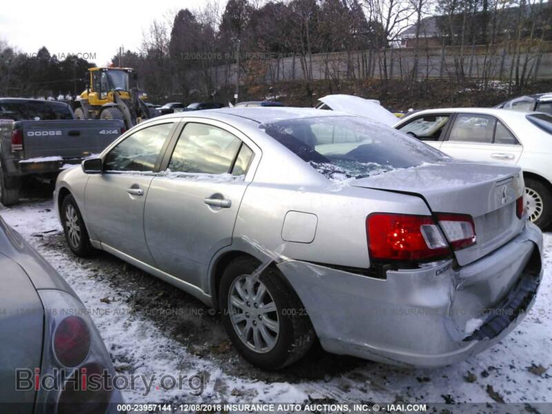 2011 Mitsubishi GALANT (VIN 4A32B2FF0BE023615) — photo 3 of 10