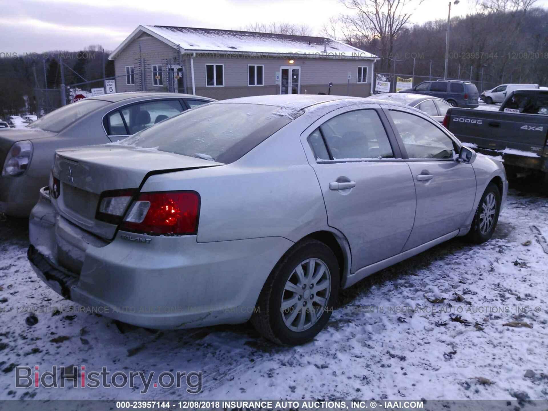 2011 MITSUBISHI GALANT - VIN: 4A32B2FF0BE023615 - Фото 4
