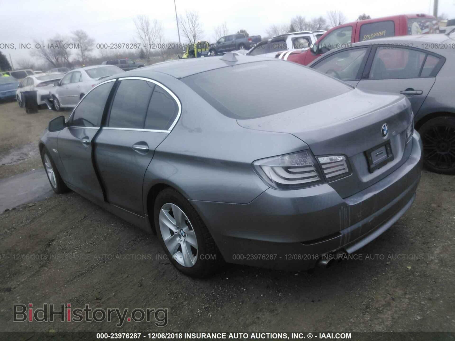 2011 BMW 528 - VIN: WBAFR1C54BC741490 - Фото 3