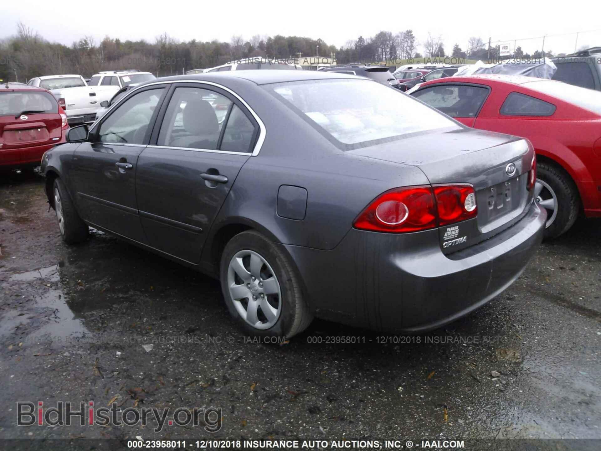 2008 KIA OPTIMA - VIN: KNAGE123385270042 - Фото 3