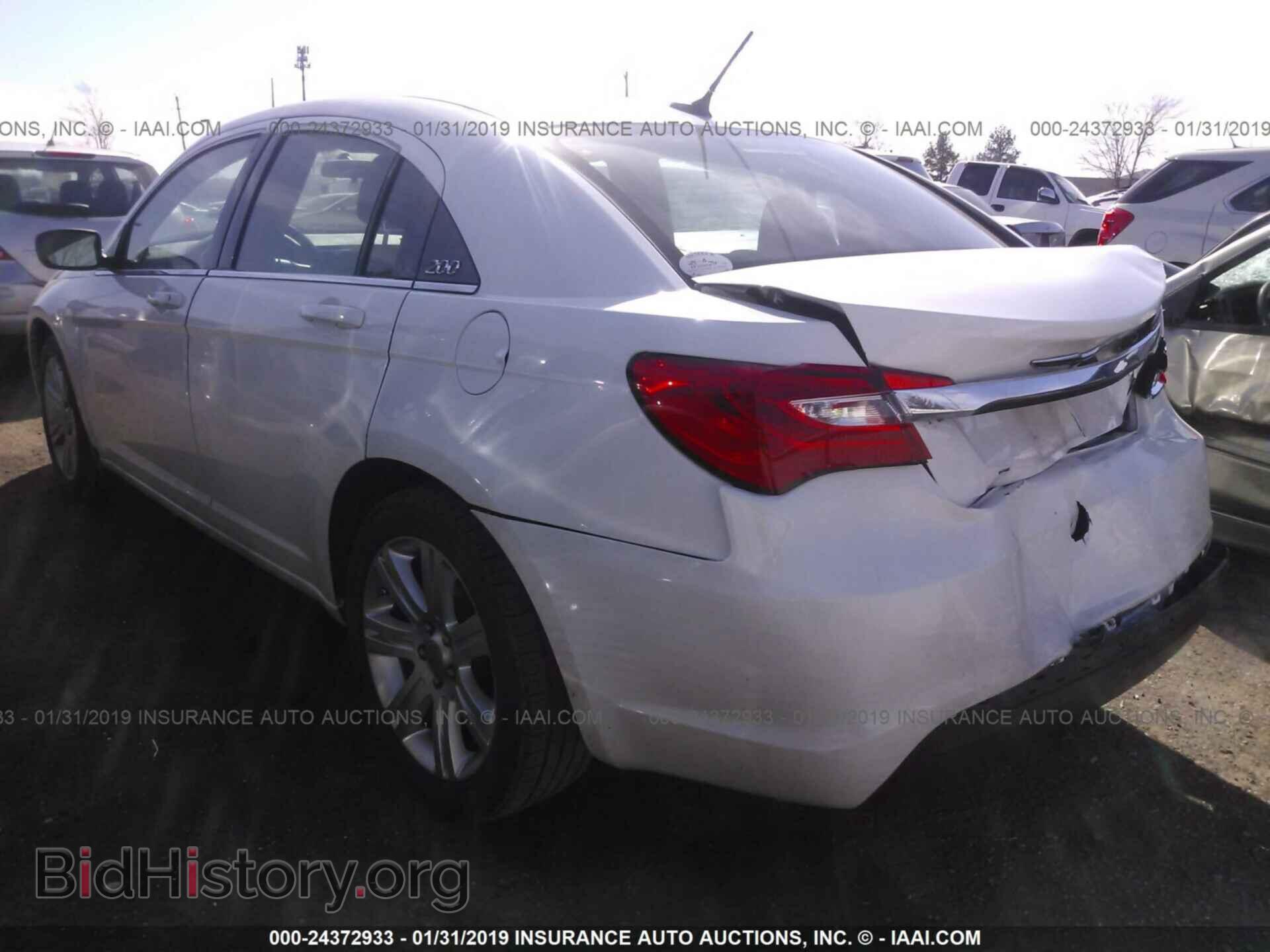 2013 CHRYSLER 200 - VIN: 1C3CCBAB9DN647526 - Photo 3