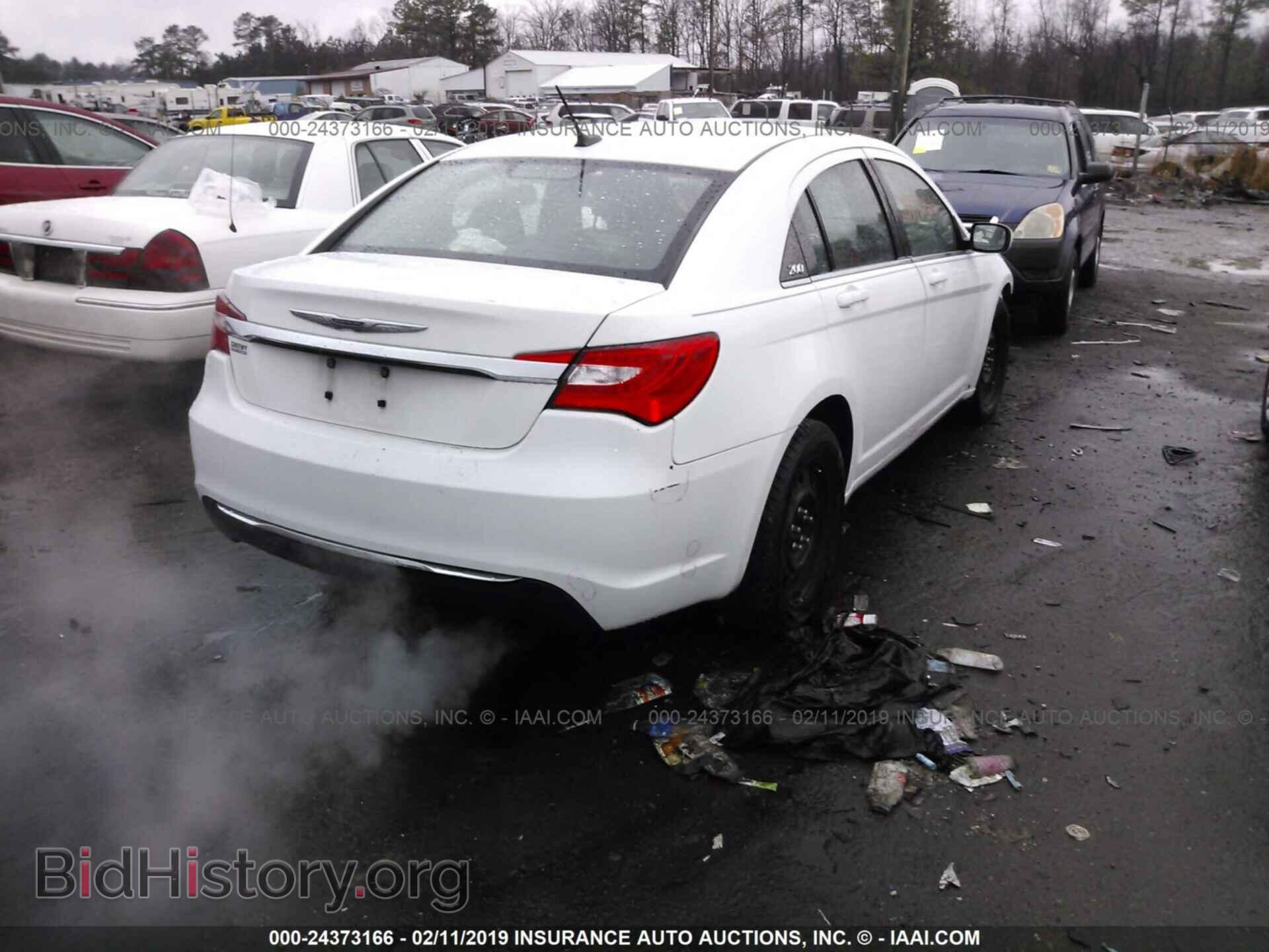 2012 CHRYSLER 200 - VIN: 1C3CCBAB0CN130128 - Фото 4