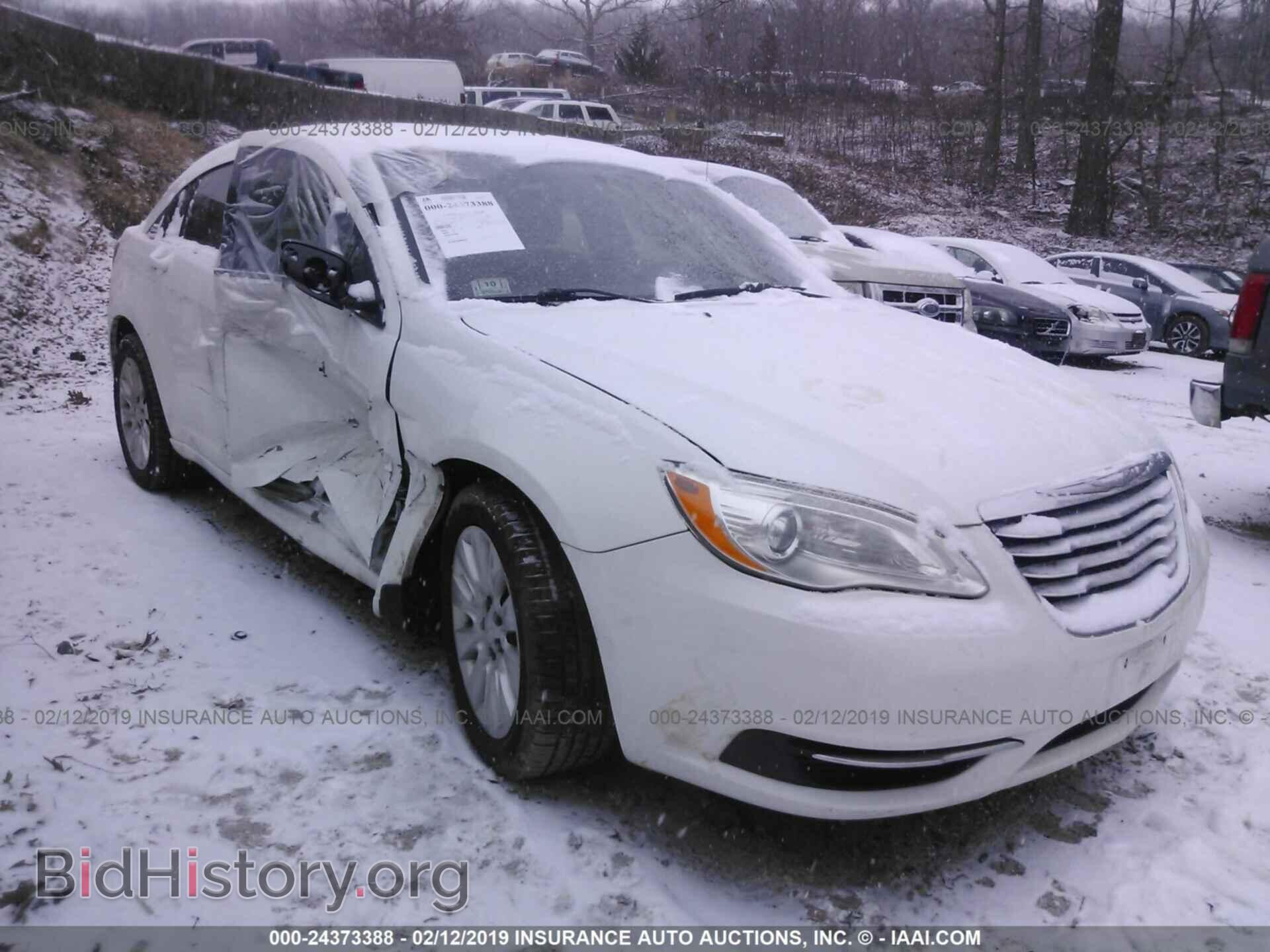 Фотография 1C3BC4FG6BN547442 - CHRYSLER 200 2011