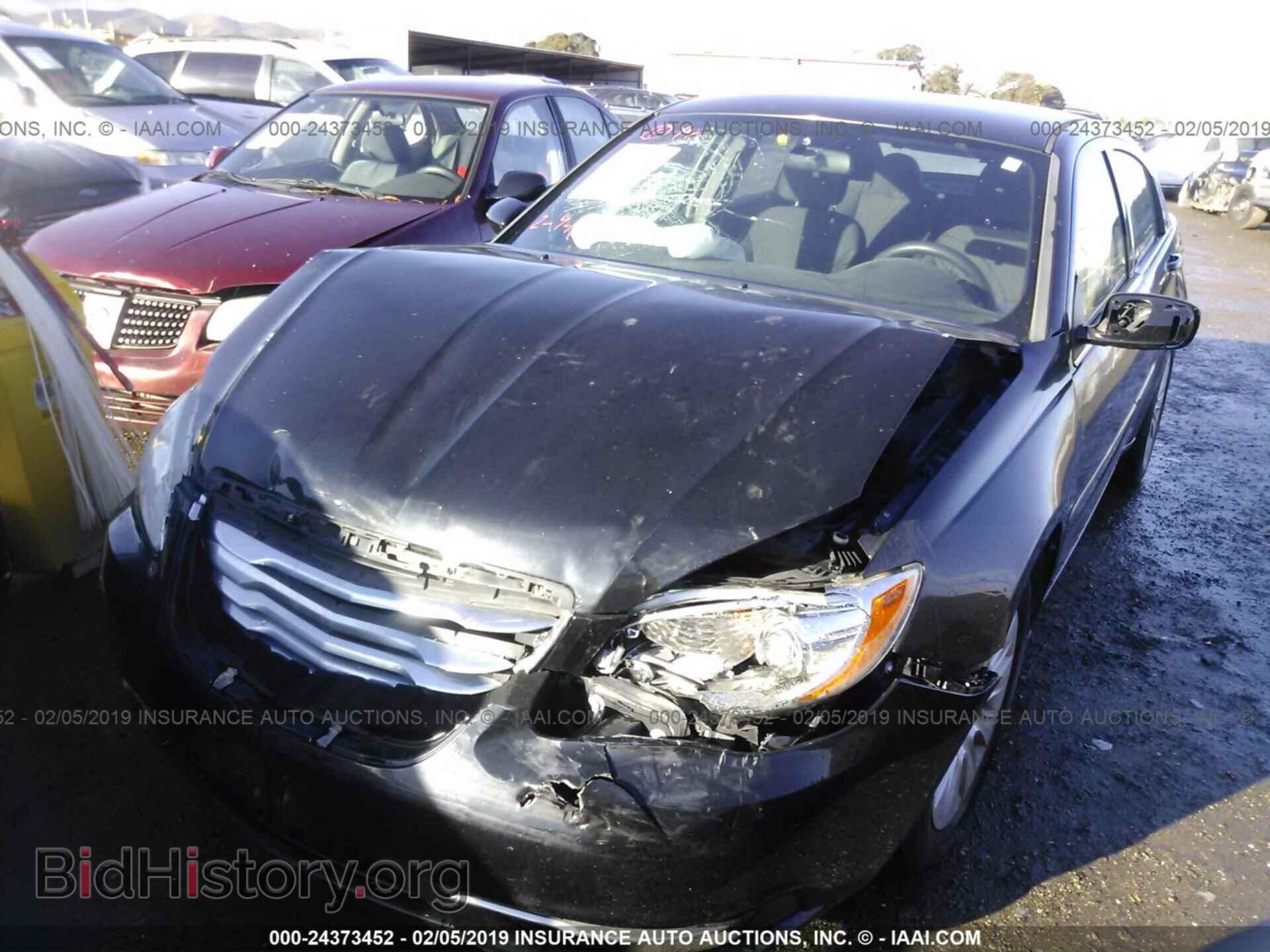 2012 CHRYSLER 200 - VIN: 1C3CCBAB1CN202308 - Photo 2