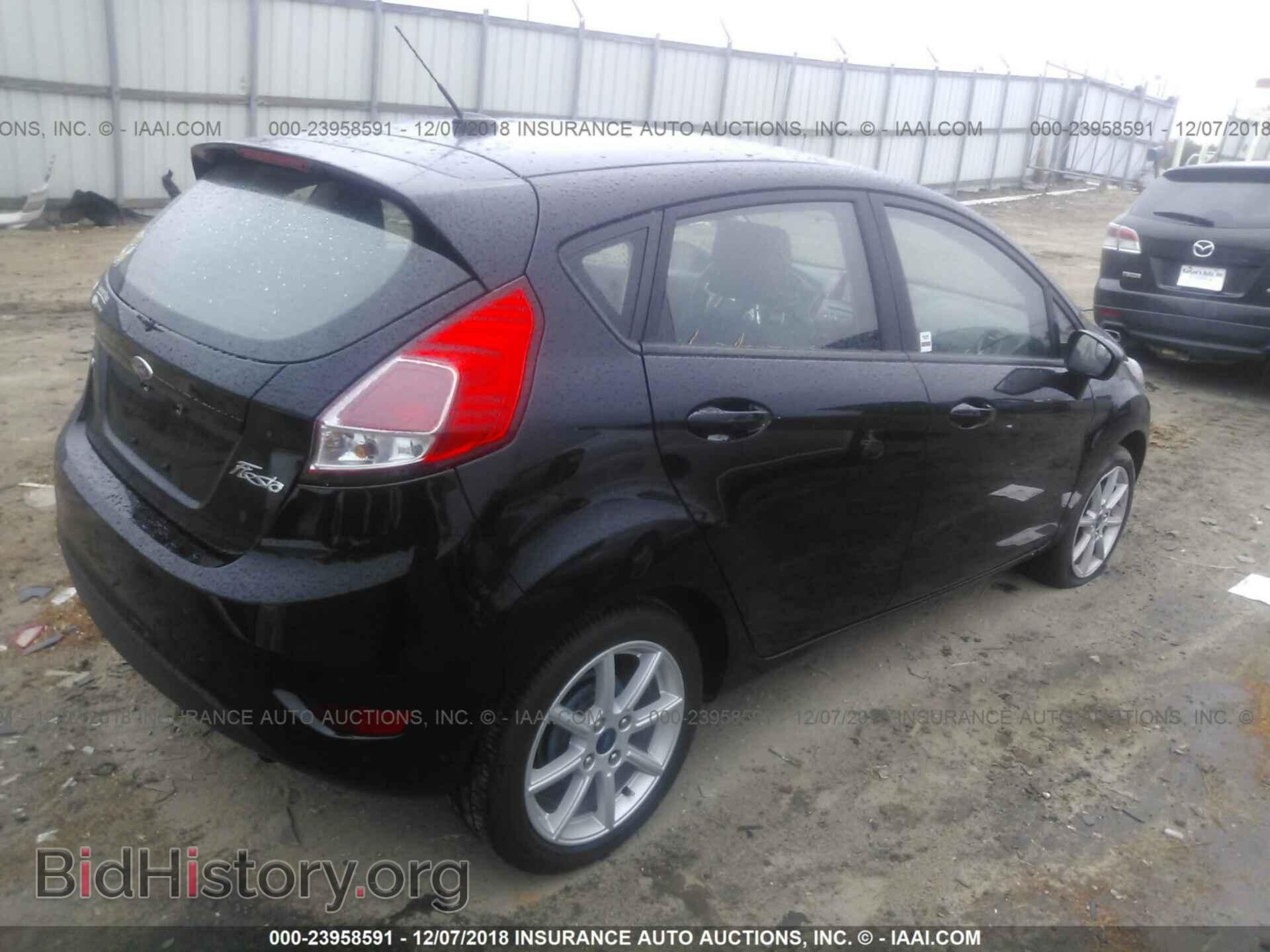 2017 FORD FIESTA - VIN: 3FADP4EJ1HM122984 - Photo 4