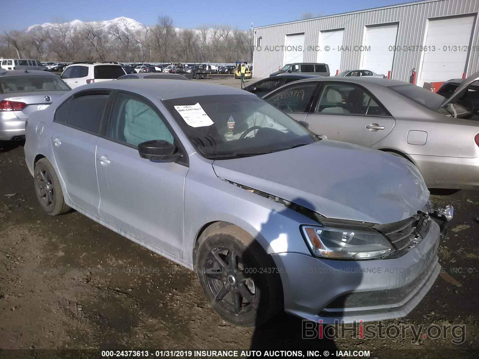 Photo 3VW167AJ5GM268016 - VOLKSWAGEN JETTA 2016