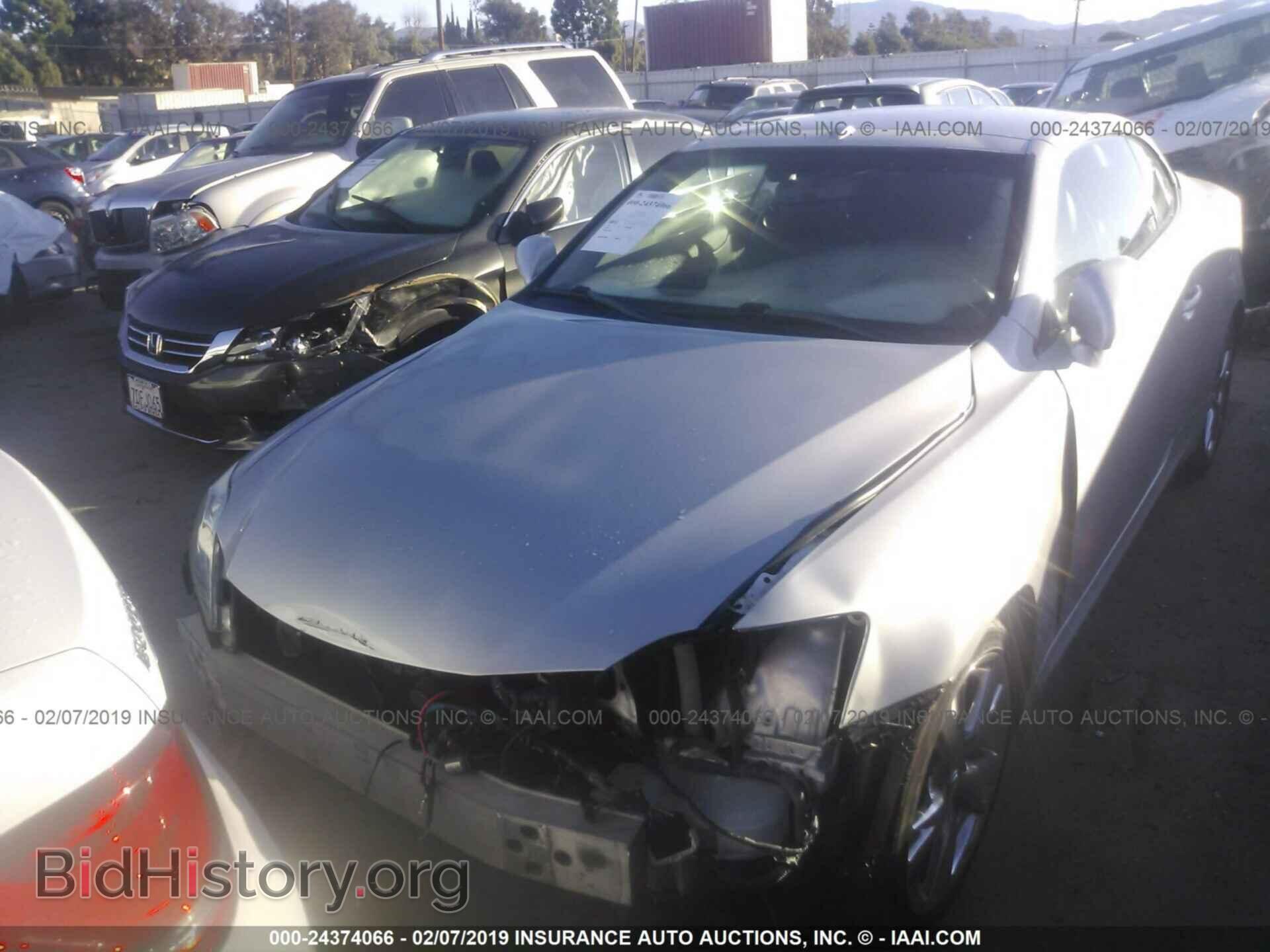 2010 LEXUS IS - VIN: JTHFF2C24A2503049 - Фото 2