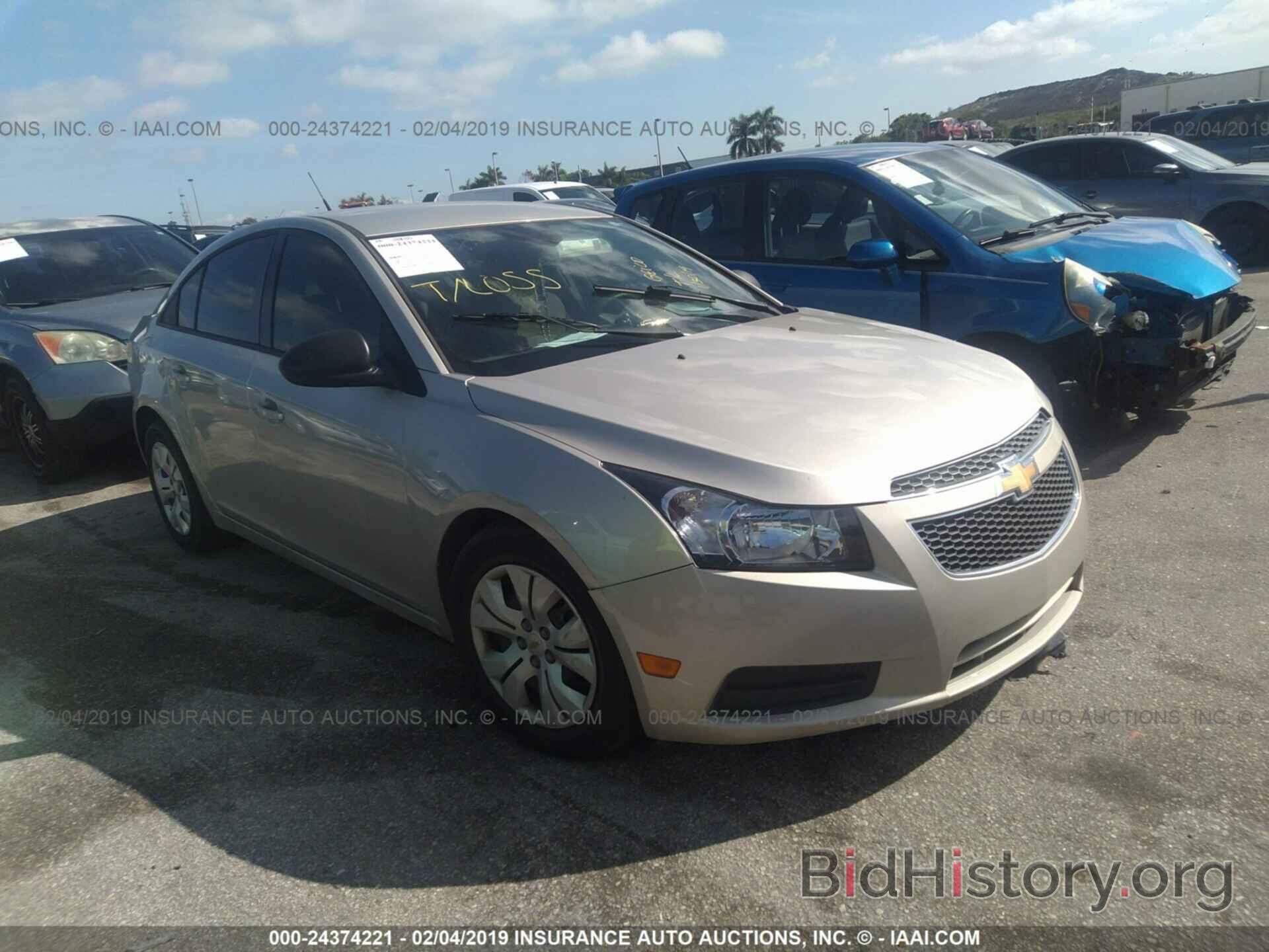 Photo 1G1PA5SH5E7218762 - CHEVROLET CRUZE 2014