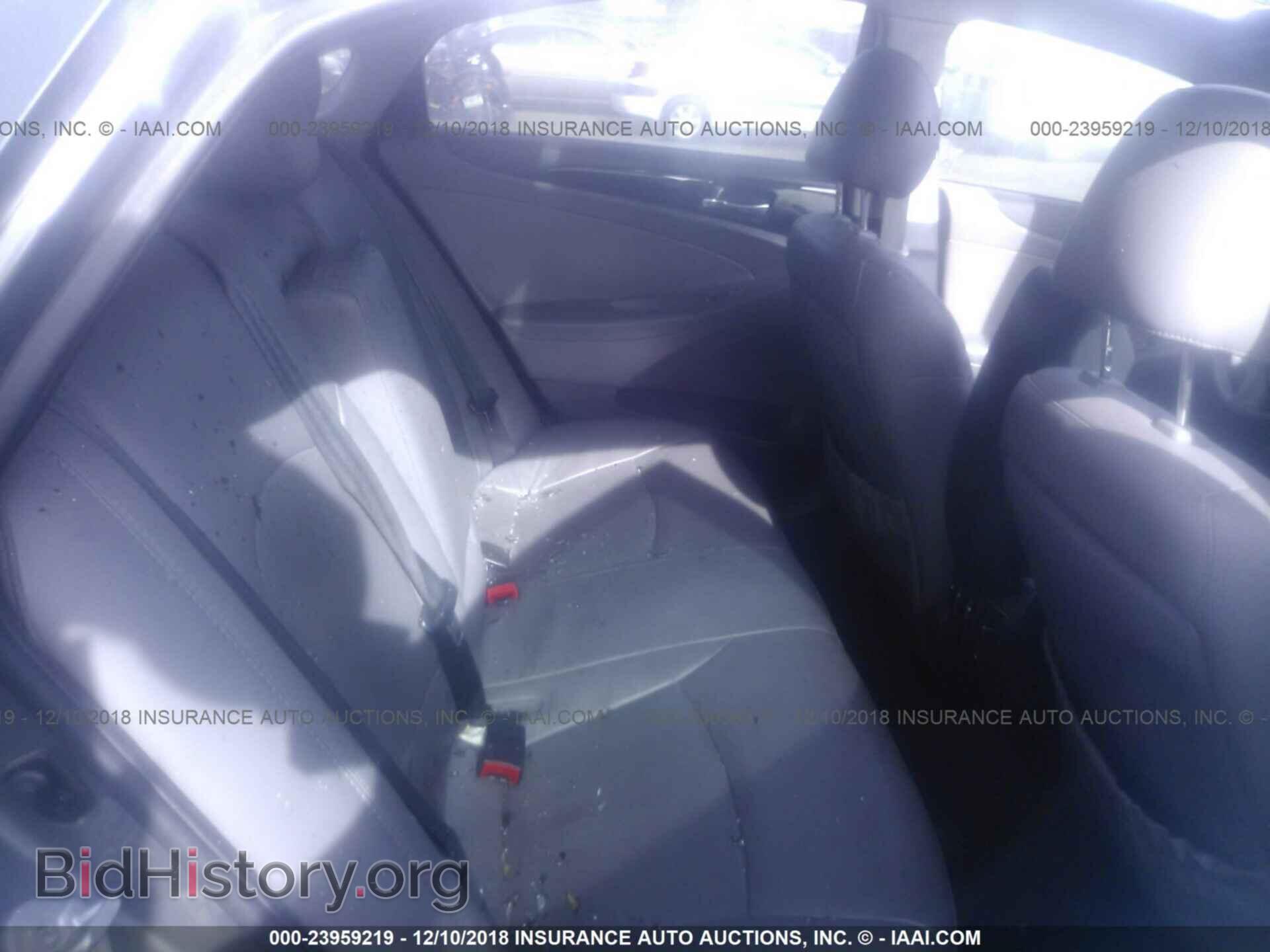 2012 HYUNDAI SONATA - VIN: 5NPEC4ACXCH439372 - Фото 8