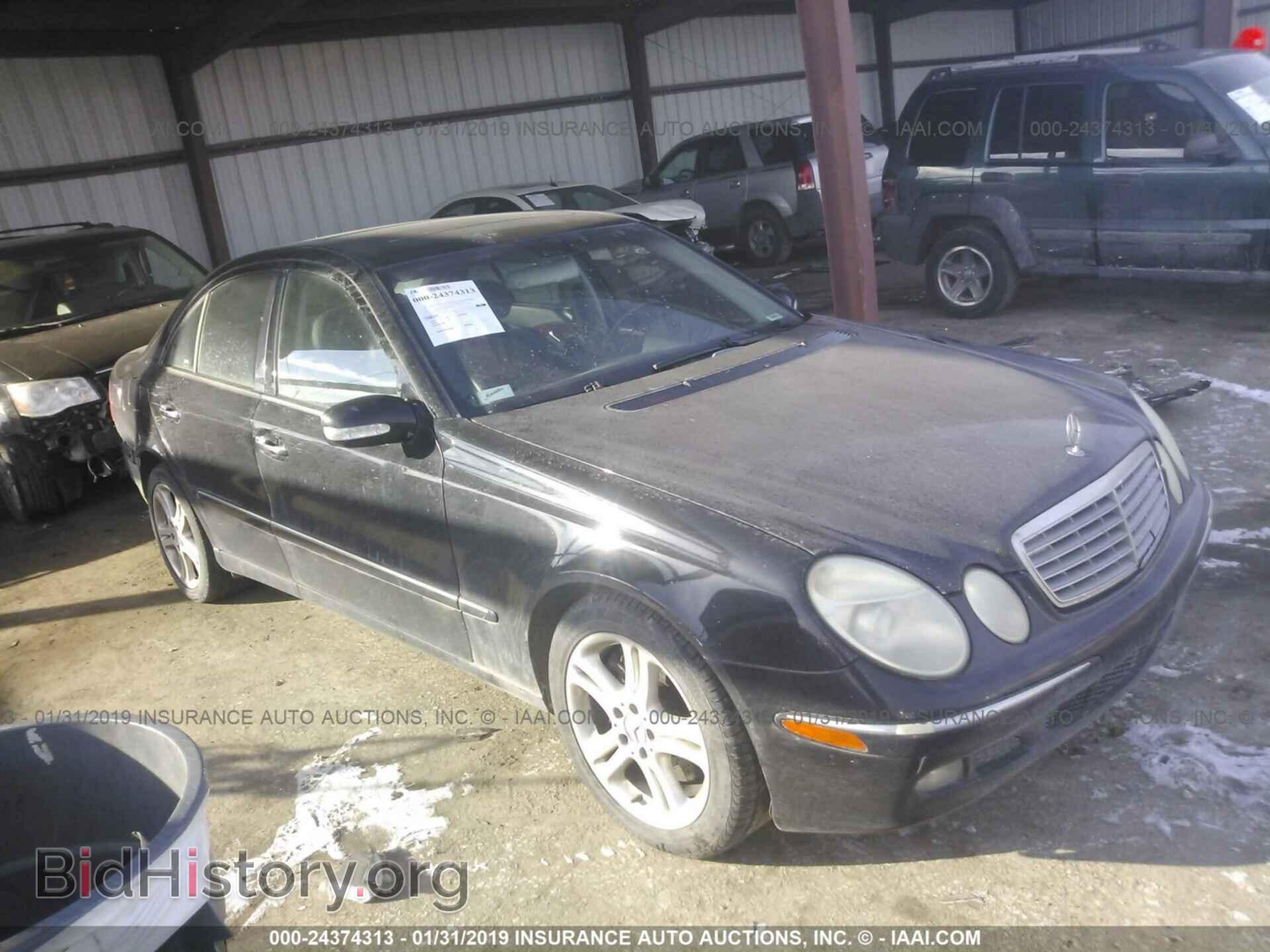 Photo WDBUF83JX5X174268 - MERCEDES-BENZ E 2005