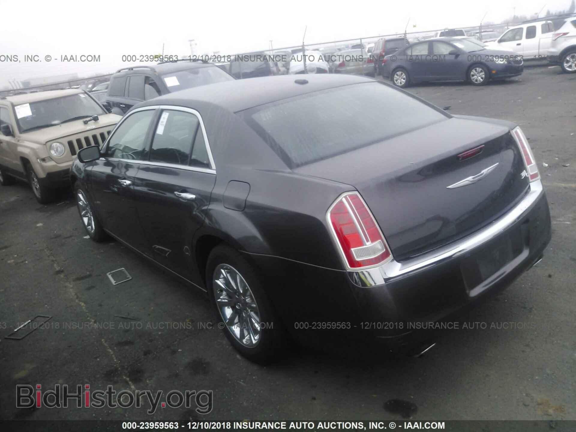 2013 CHRYSLER 300C - VIN: 2C3CCAET0DH661644 - Фото 3