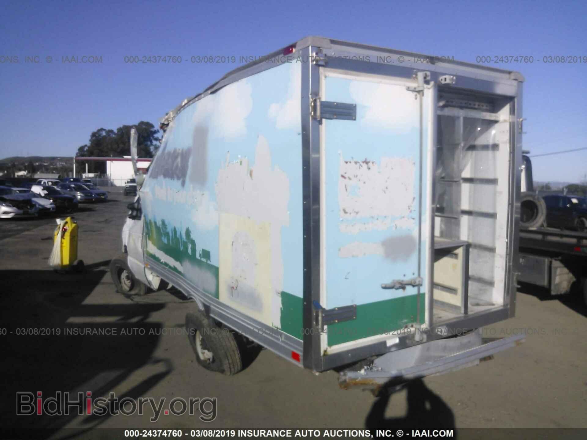2004 FORD ECONOLINE - VIN: 1FDSE35L84HB42761 - Фото 3
