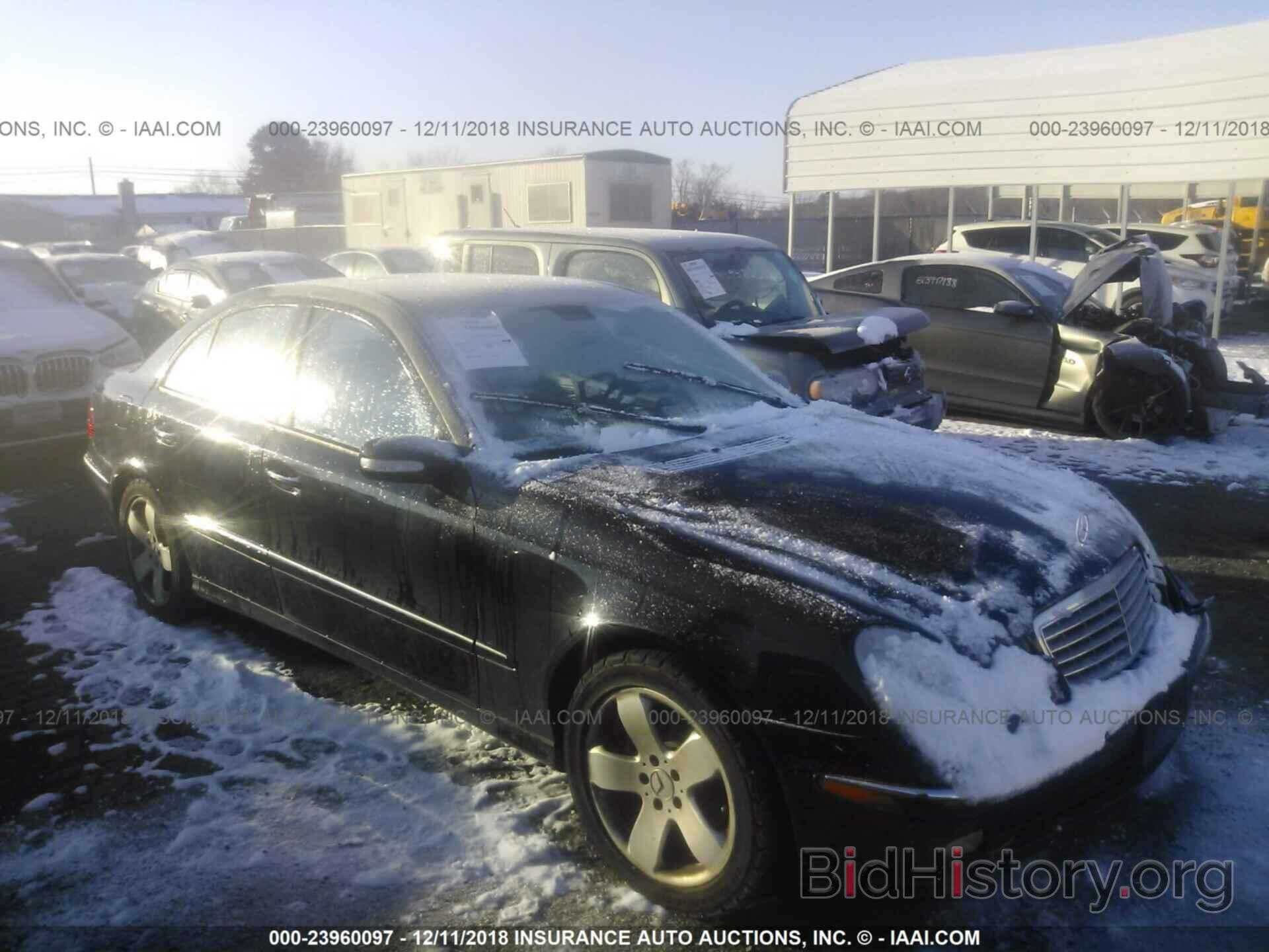 Photo WDBUF65J64A422938 - MERCEDES-BENZ E 2004