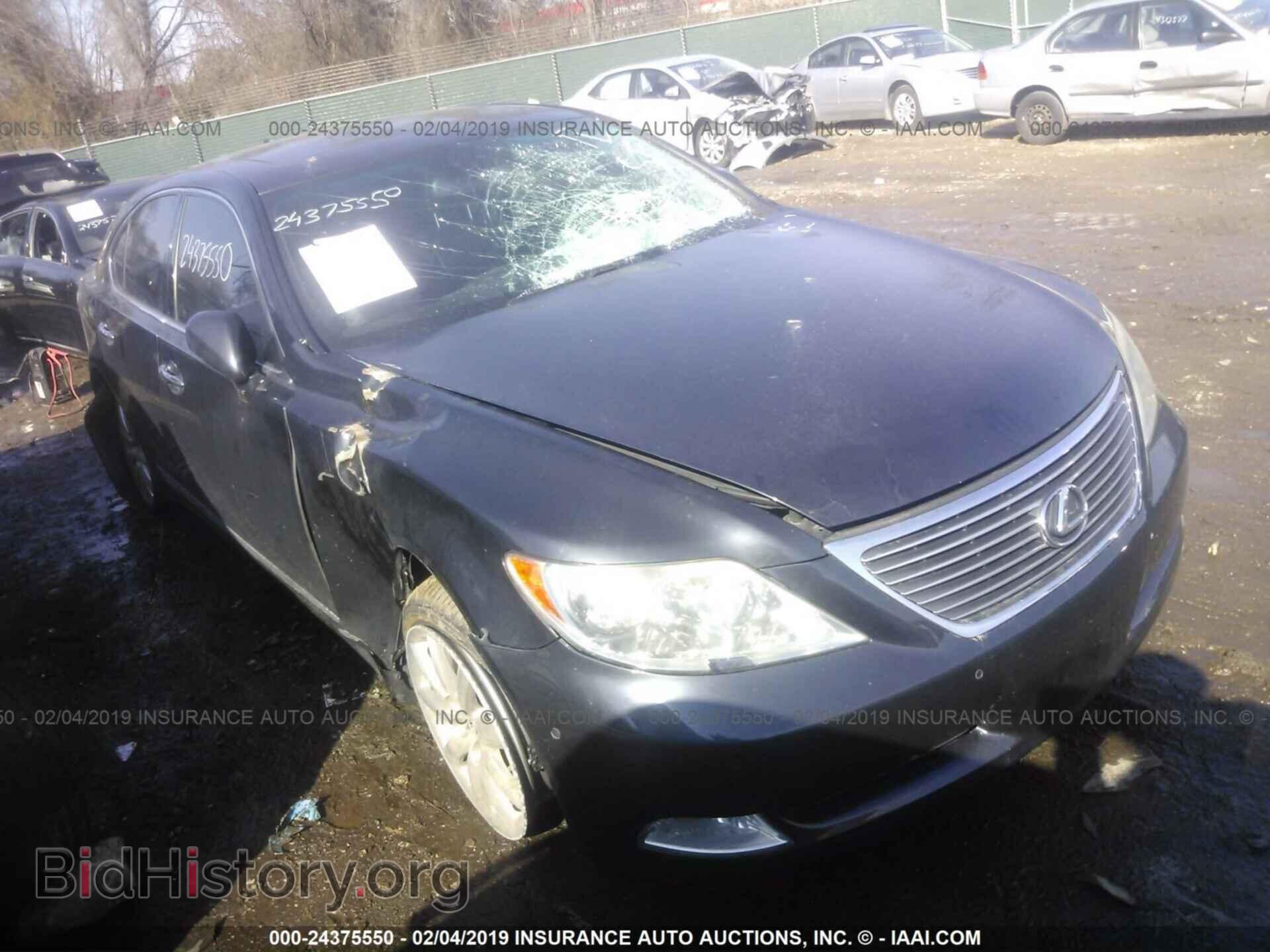 Фотография JTHCL46F095001199 - LEXUS LS 2009