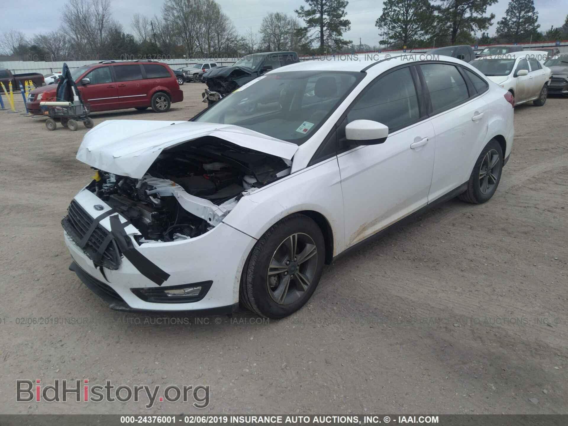 2018 FORD FOCUS - VIN: 1FADP3FE6JL302822 - Фото 2