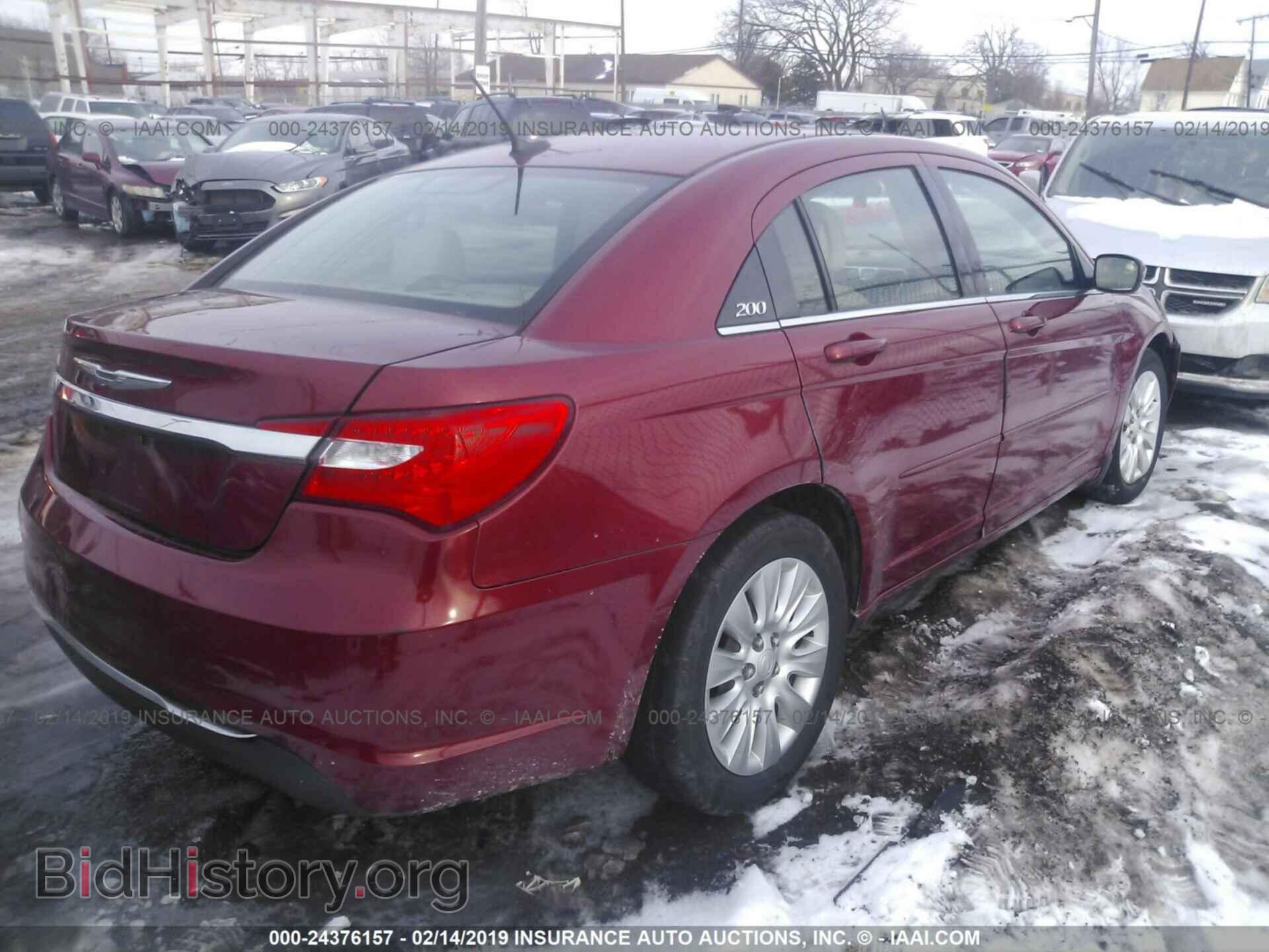 2013 CHRYSLER 200 - VIN: 1C3CCBAB3DN636179 - Фото 4
