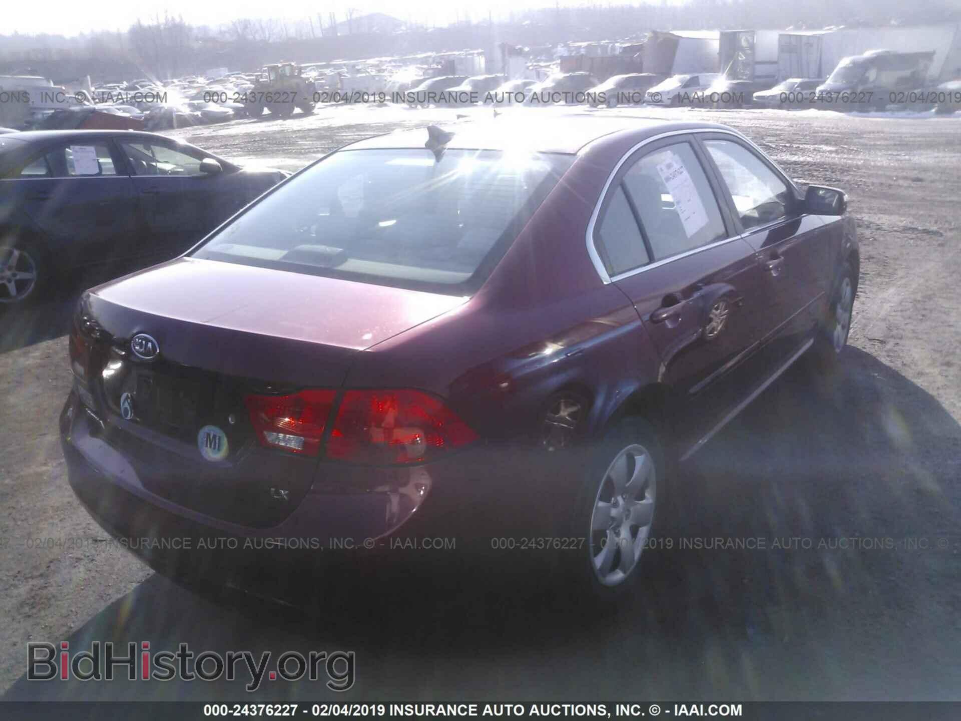 2009 KIA OPTIMA - VIN: KNAGE228995301183 - Фото 4