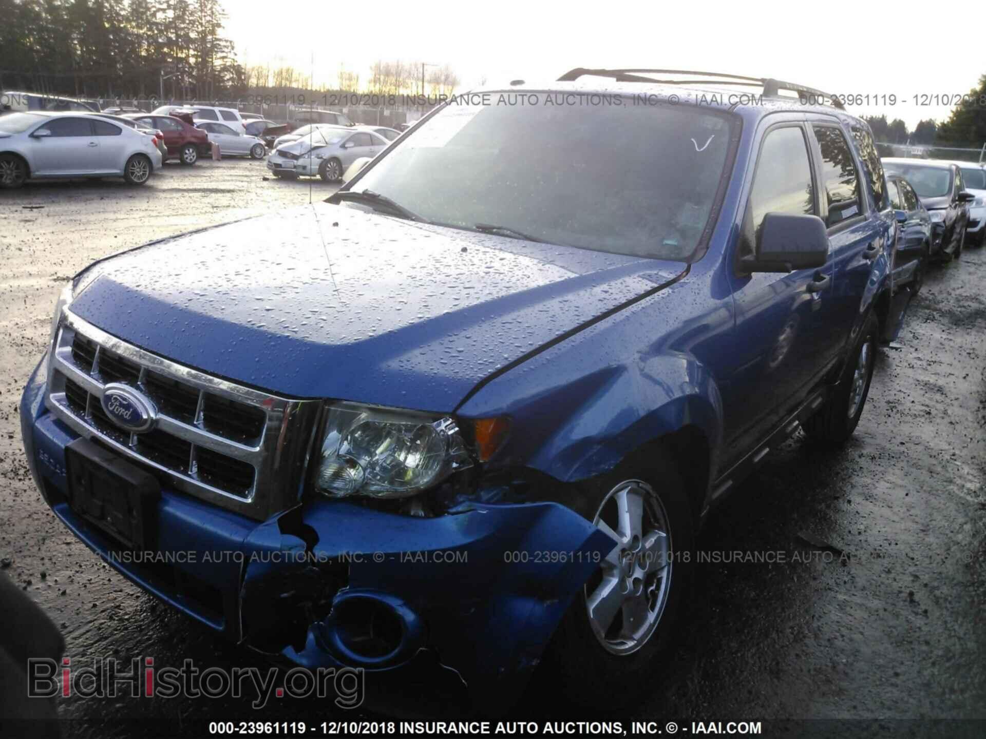 2011 FORD ESCAPE - VIN: 1FMCU0DG8BKC29053 - Фото 2