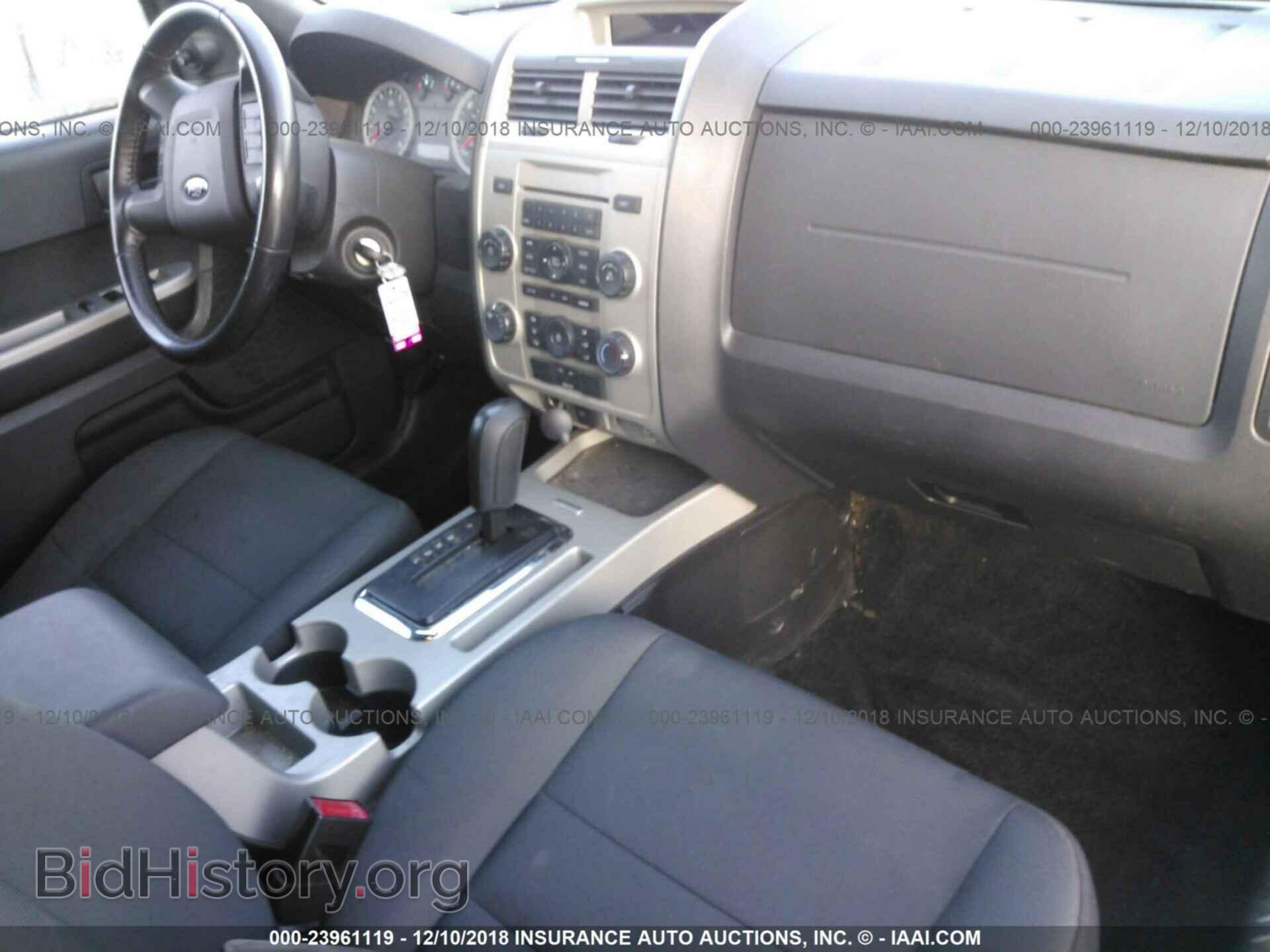 2011 FORD ESCAPE - VIN: 1FMCU0DG8BKC29053 - Фото 5