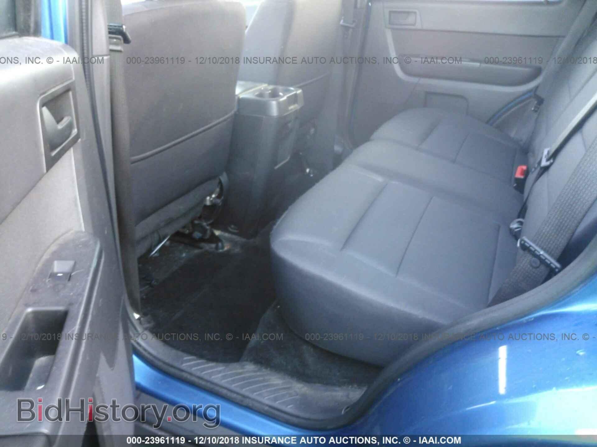 2011 FORD ESCAPE - VIN: 1FMCU0DG8BKC29053 - Фото 8