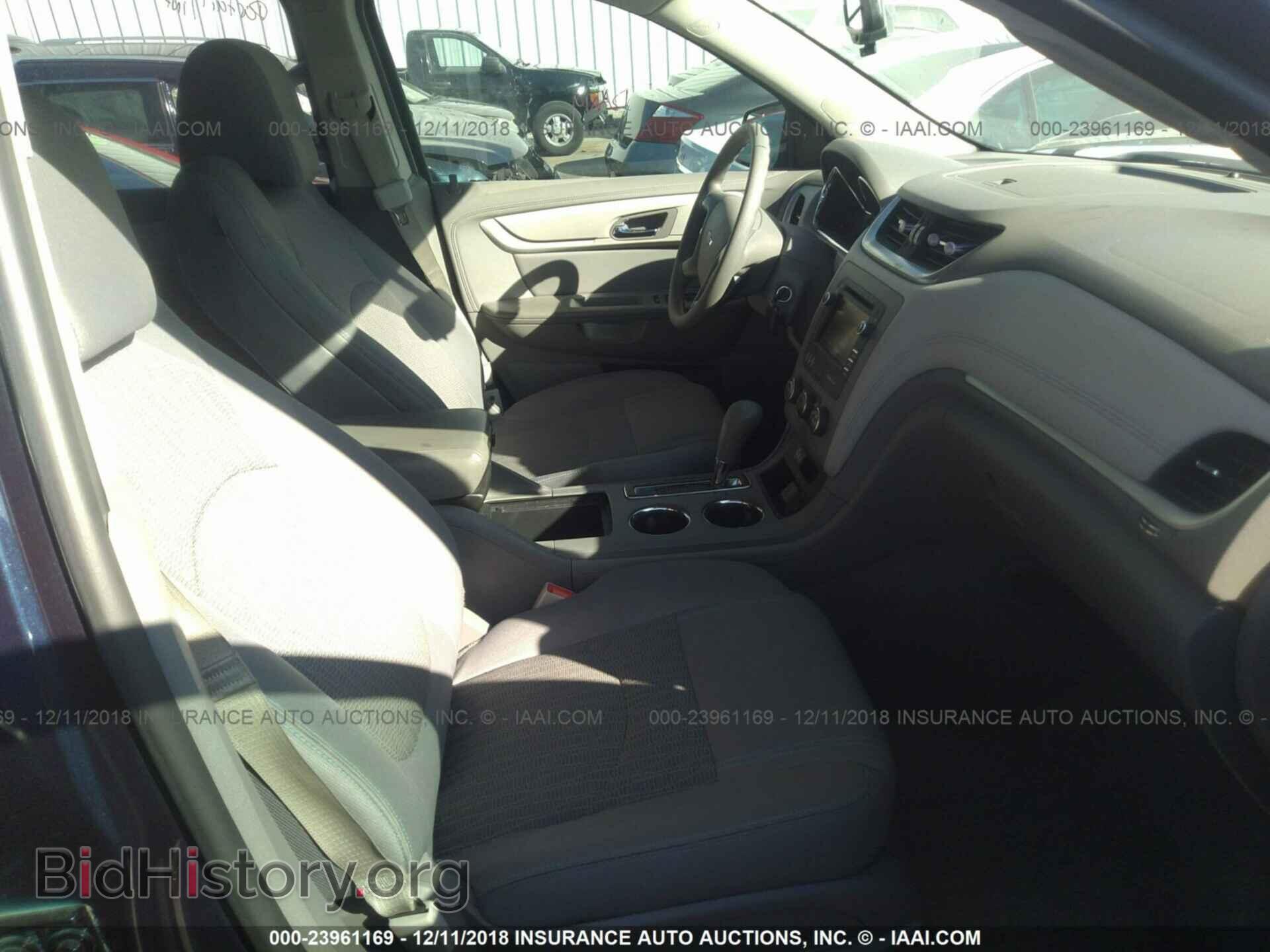 2017 CHEVROLET TRAVERSE - VIN: 1GNKRFKD2HJ257319 - Фото 5