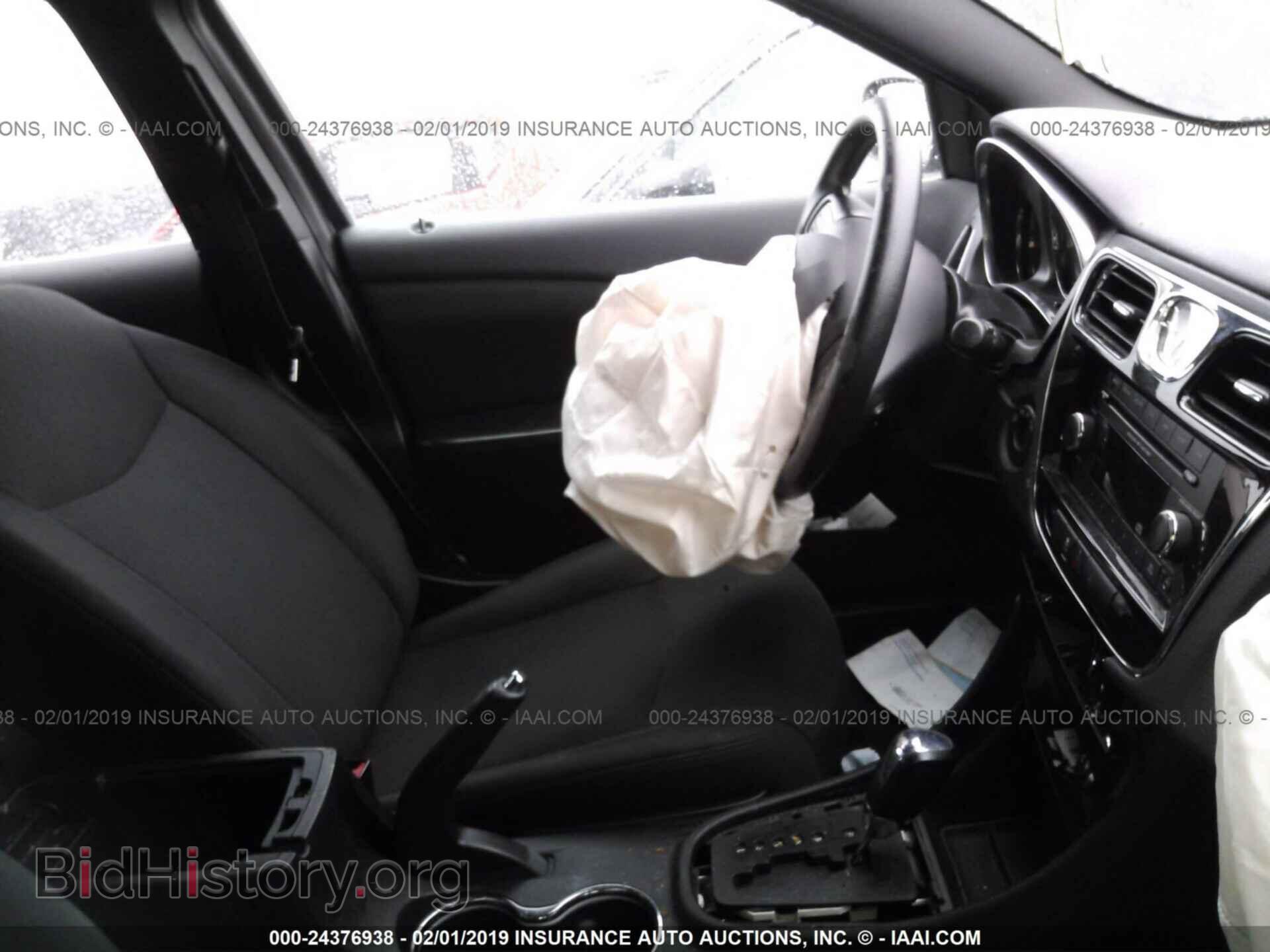 2013 CHRYSLER 200 - VIN: 1C3CCBAB4DN670258 - Фото 5
