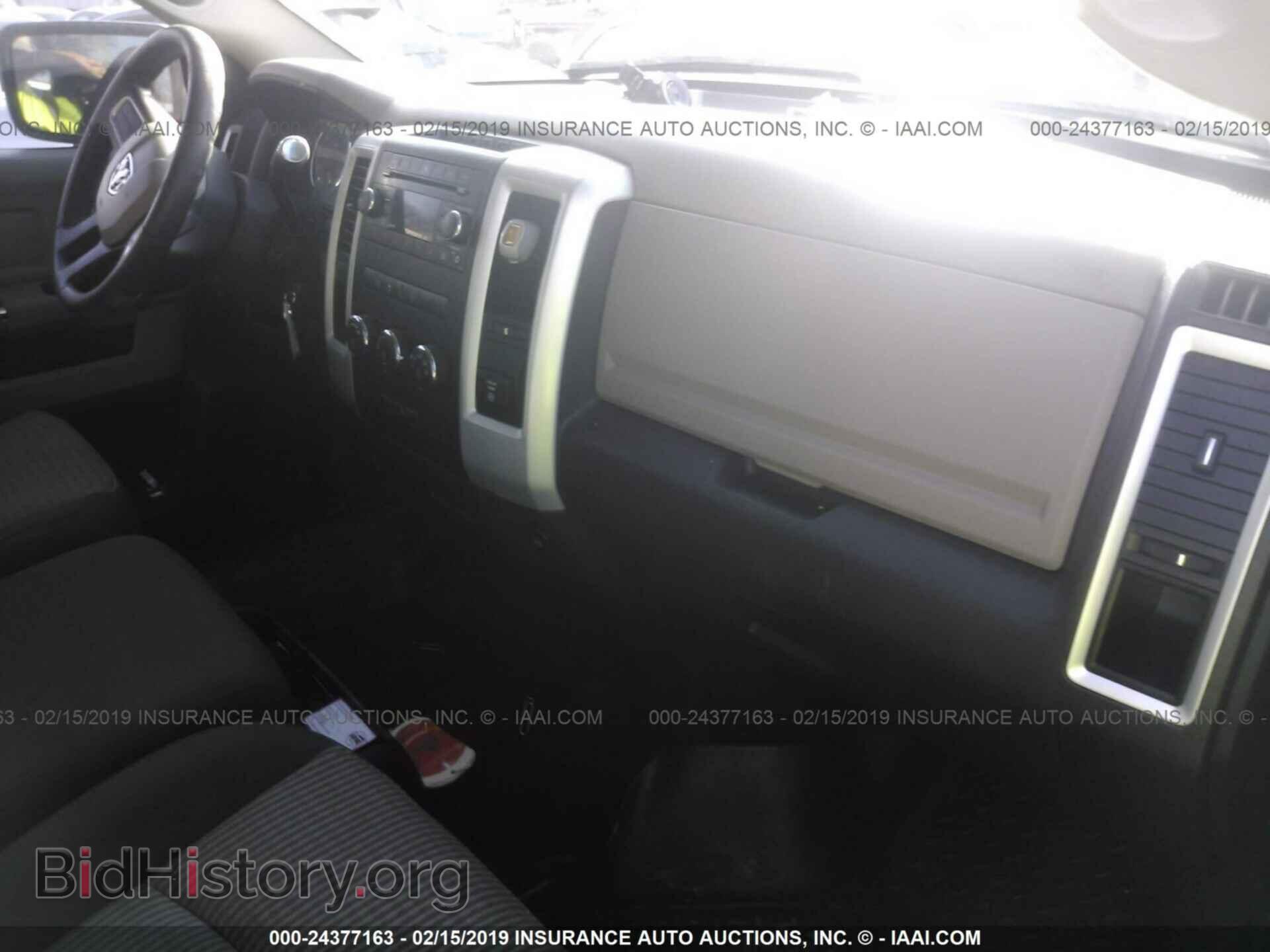 2010 DODGE RAM 1500 - VIN: 1D7RB1CPXAS209693 - Фото 5