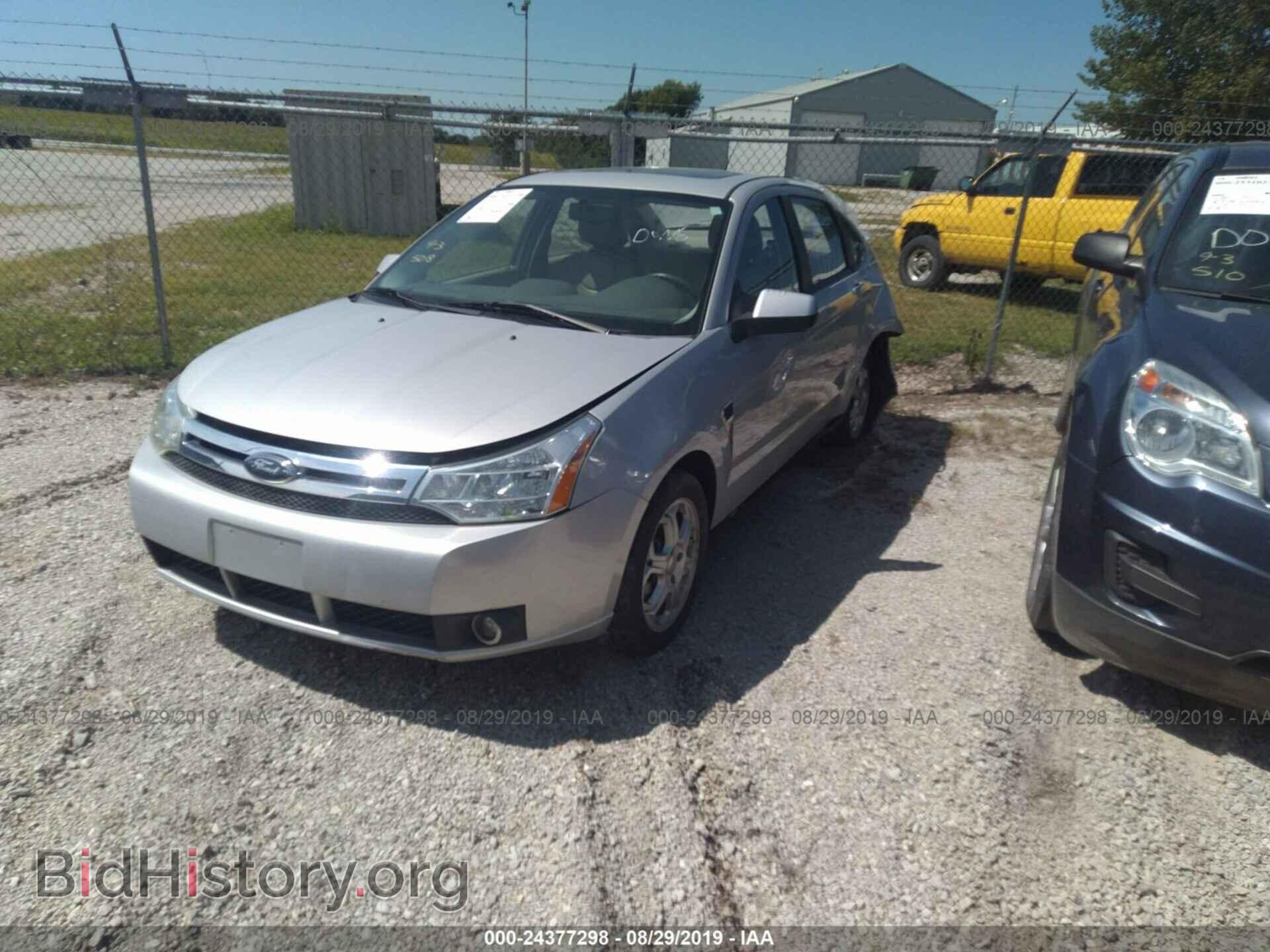 2008 FORD FOCUS - VIN: 1FAHP35N58W169675 - Фото 2