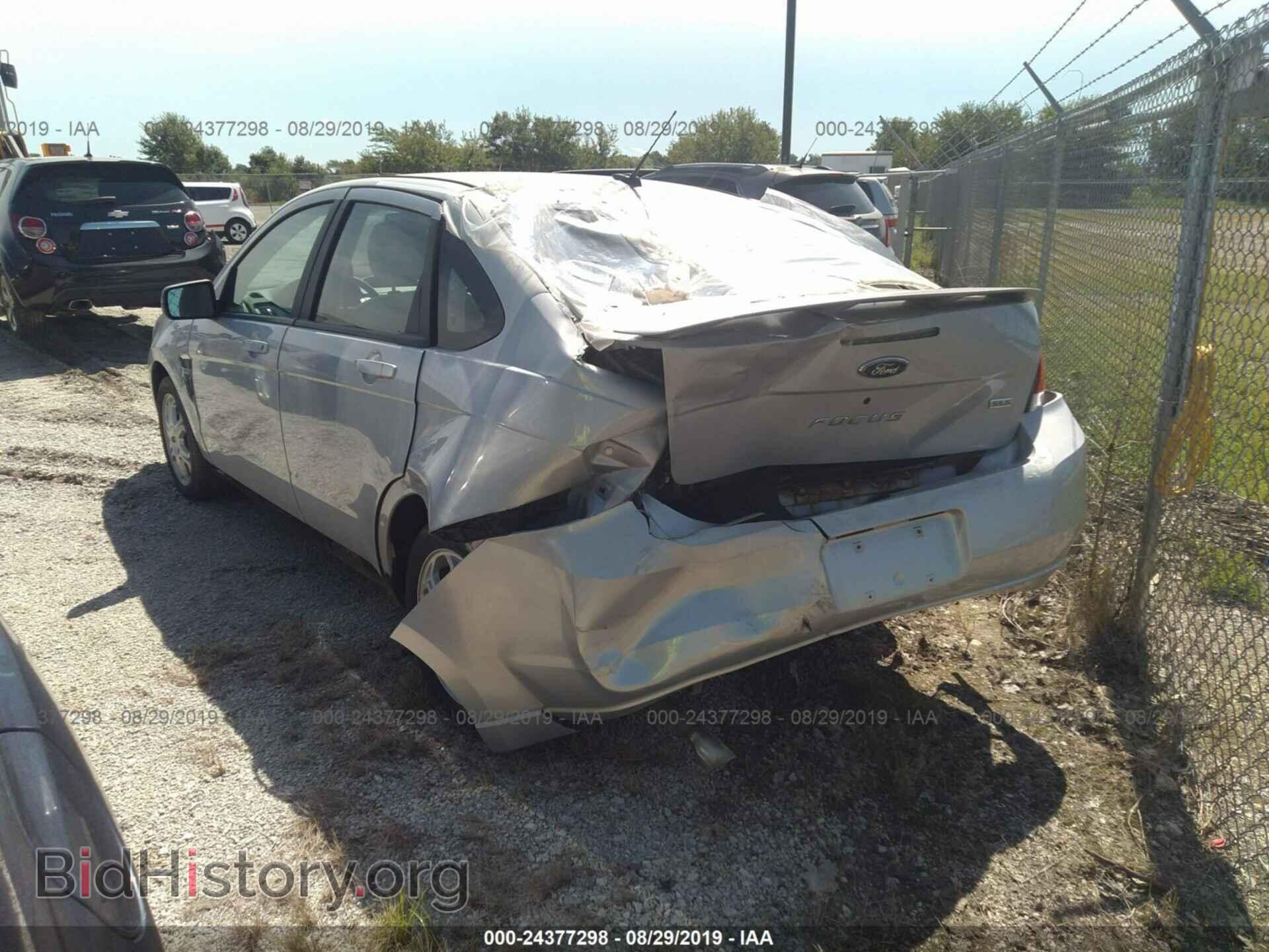 2008 FORD FOCUS - VIN: 1FAHP35N58W169675 - Фото 3