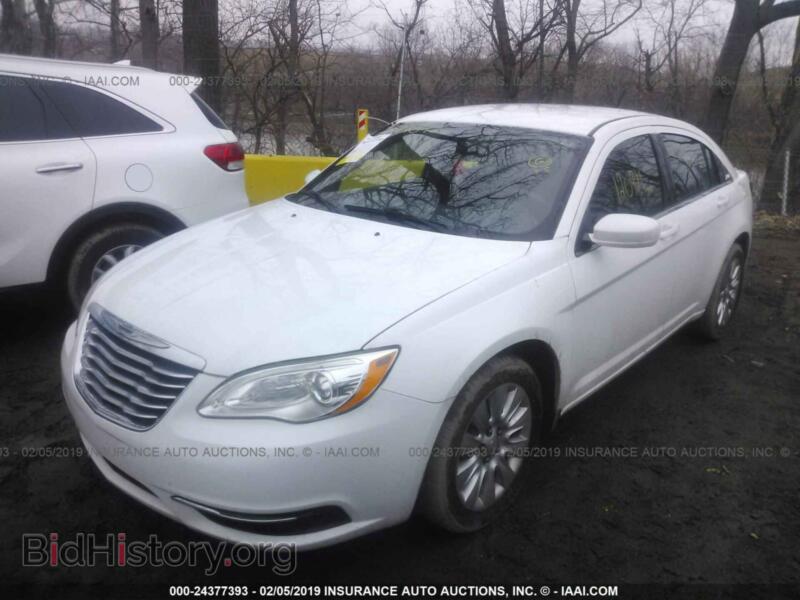 2012 Chrysler 200 (VIN 1C3CCBABXCN104829) — фото 2 из 10