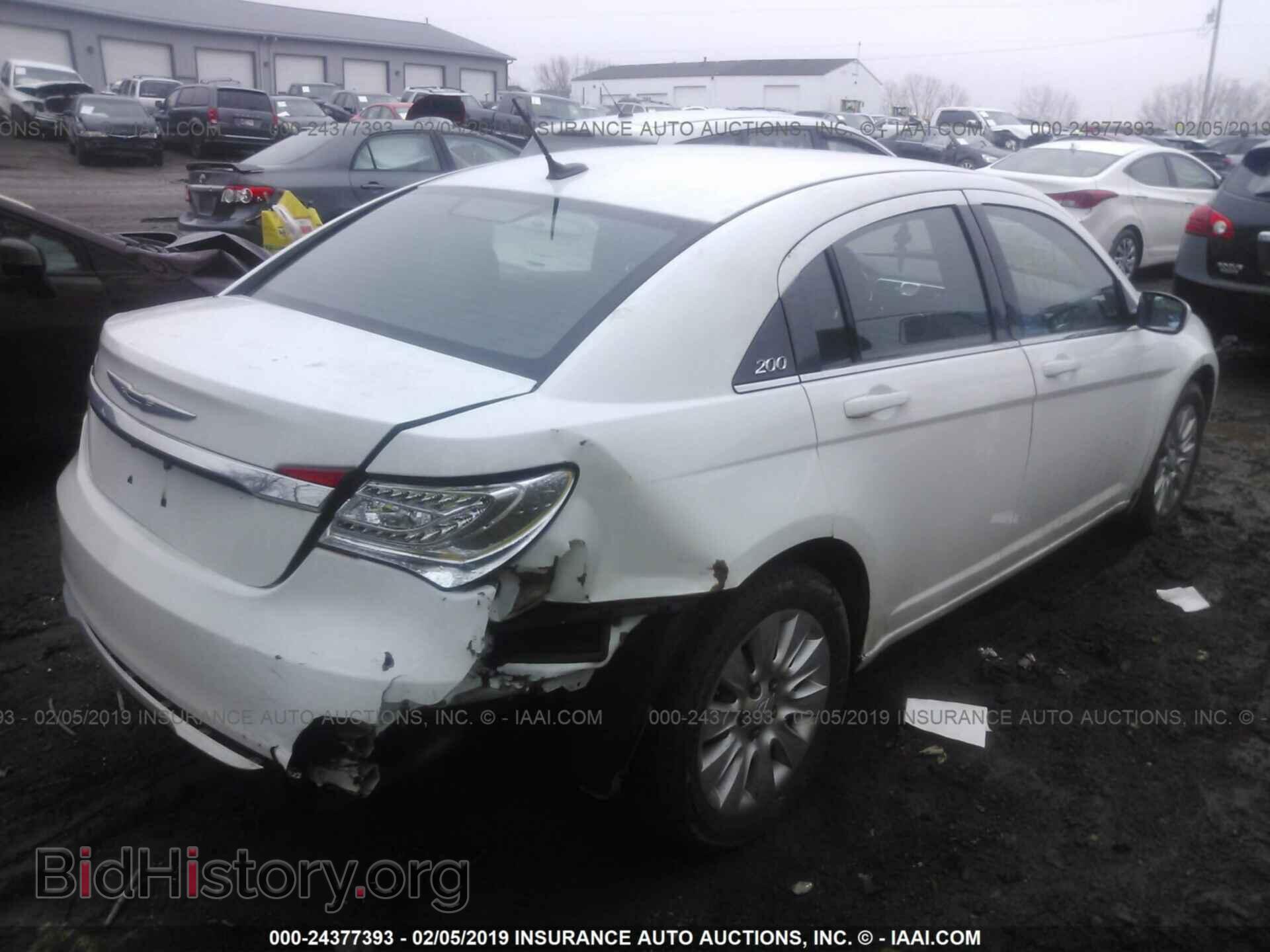 2012 CHRYSLER 200 - VIN: 1C3CCBABXCN104829 - Фото 4